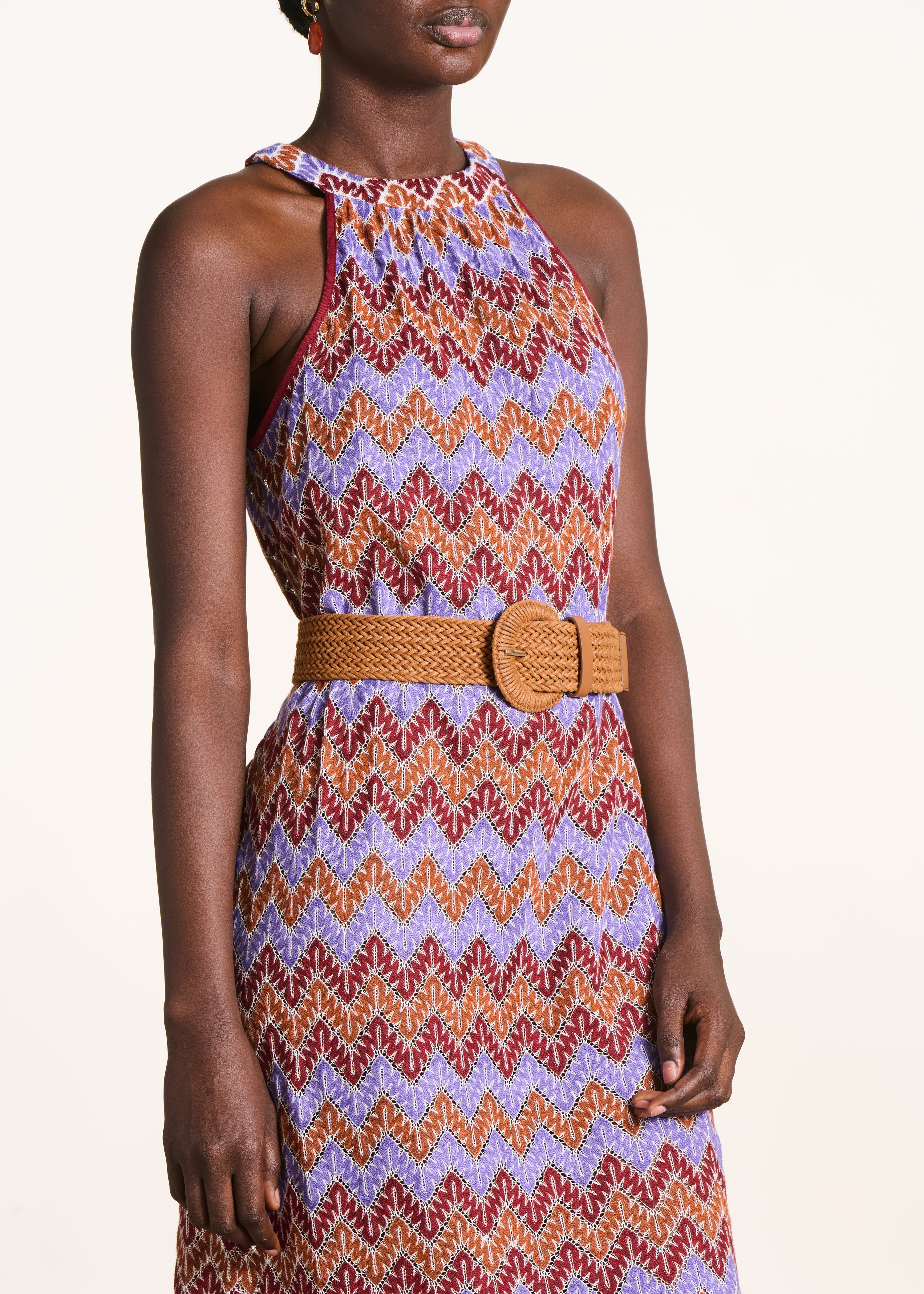 Wide camel elasticated belt
