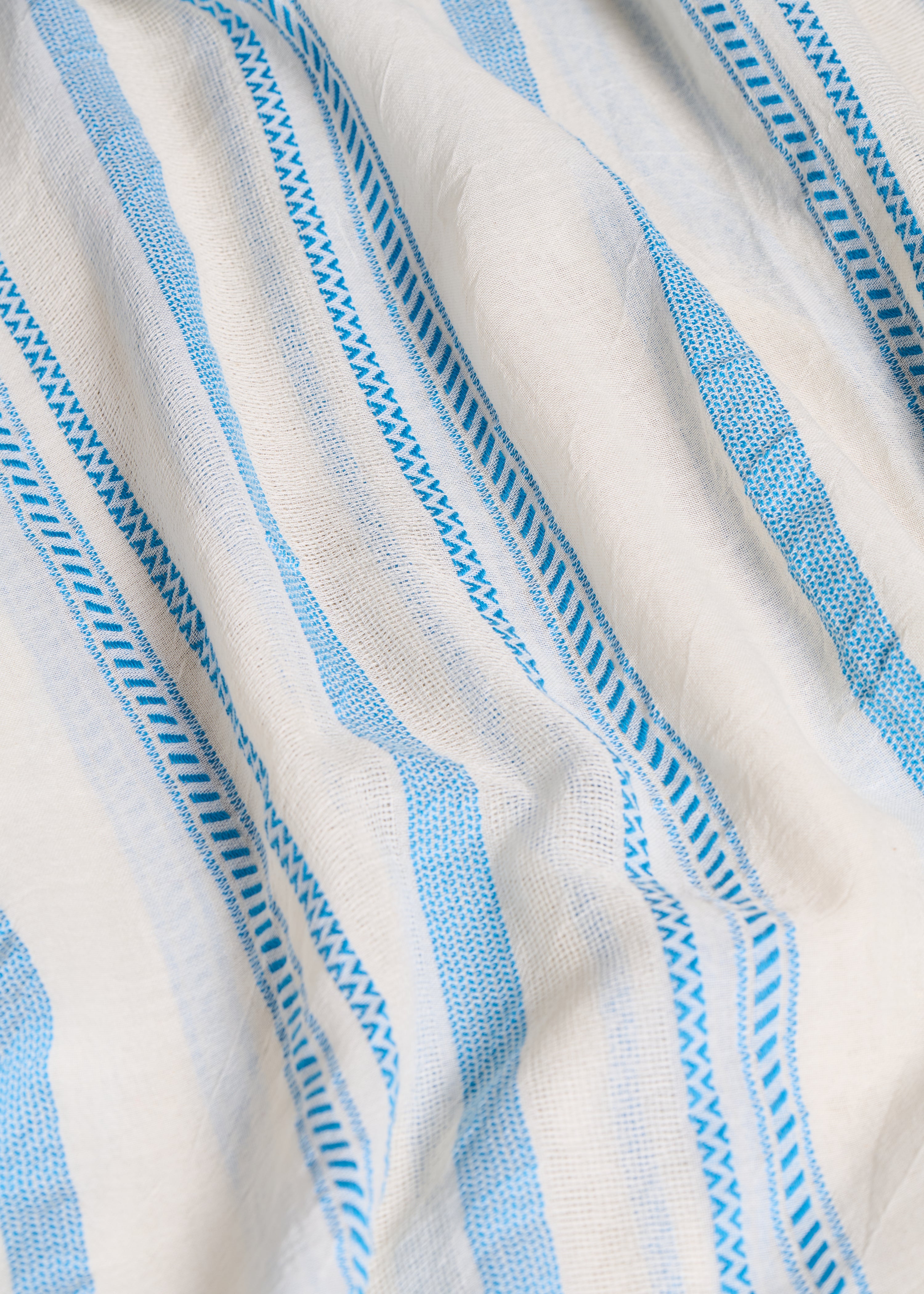 Cotton scarf with blue stripes