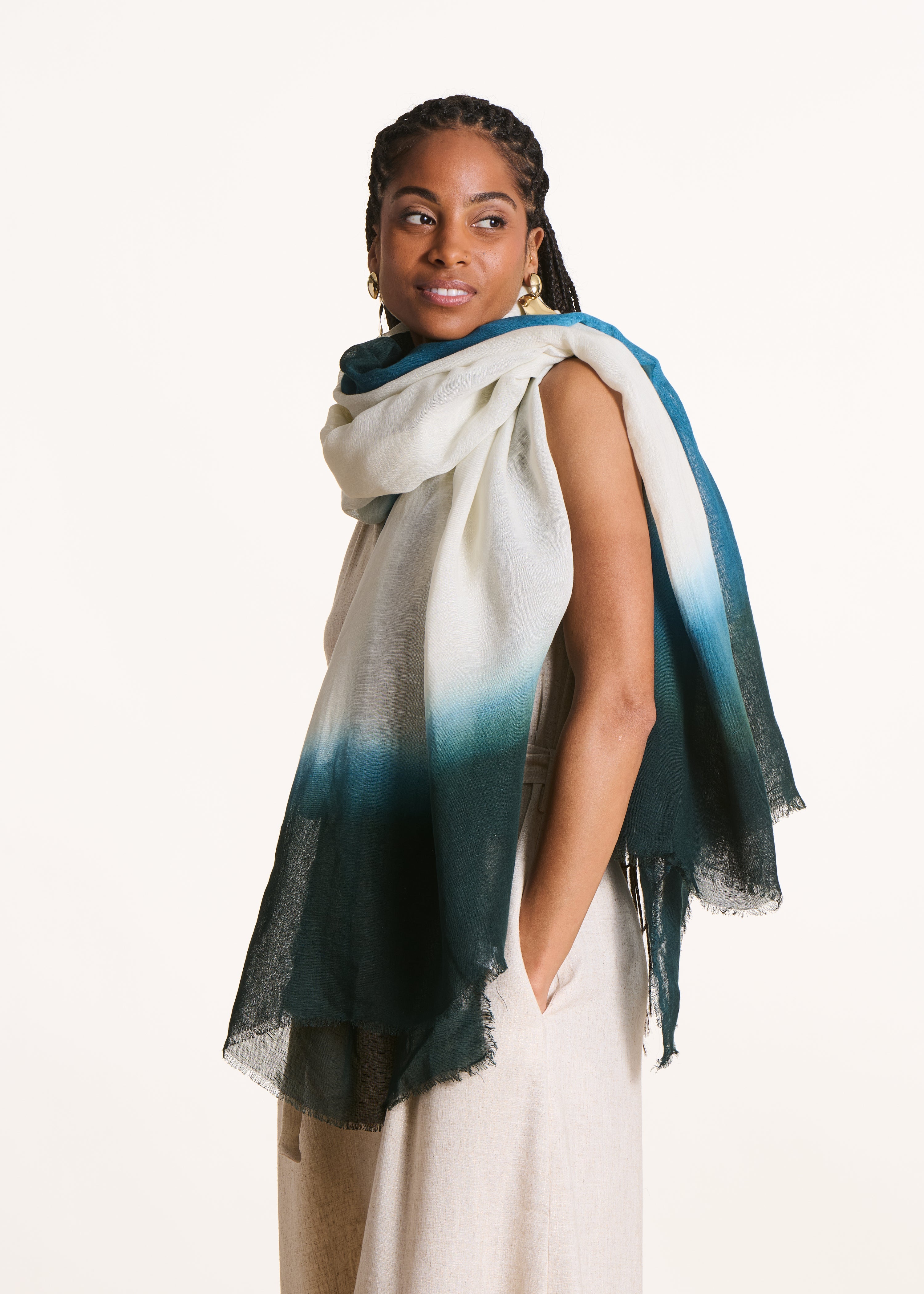 Blue tie-dye printed scarf in cotton and linen
