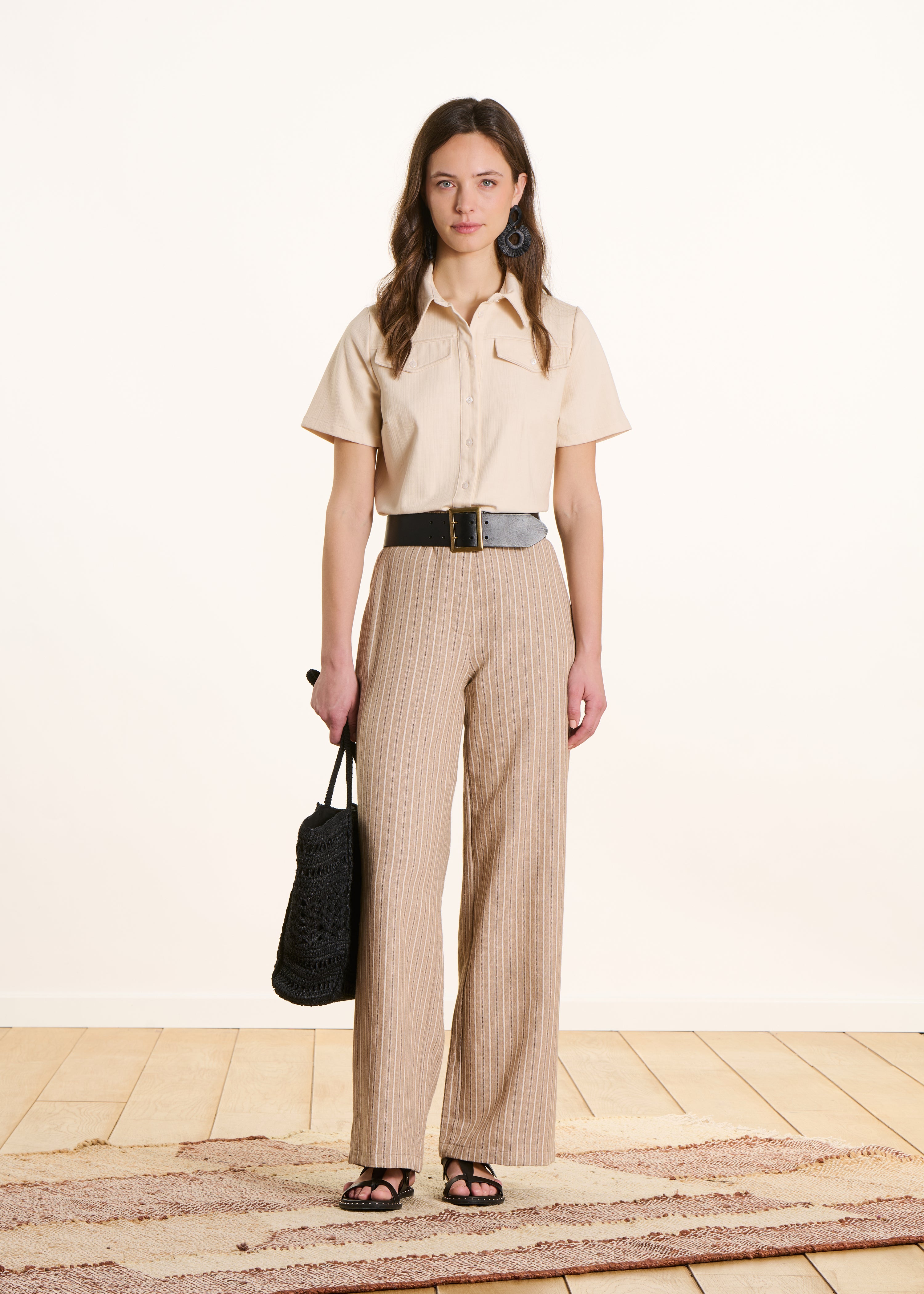Short-sleeve shirt in ecru denim