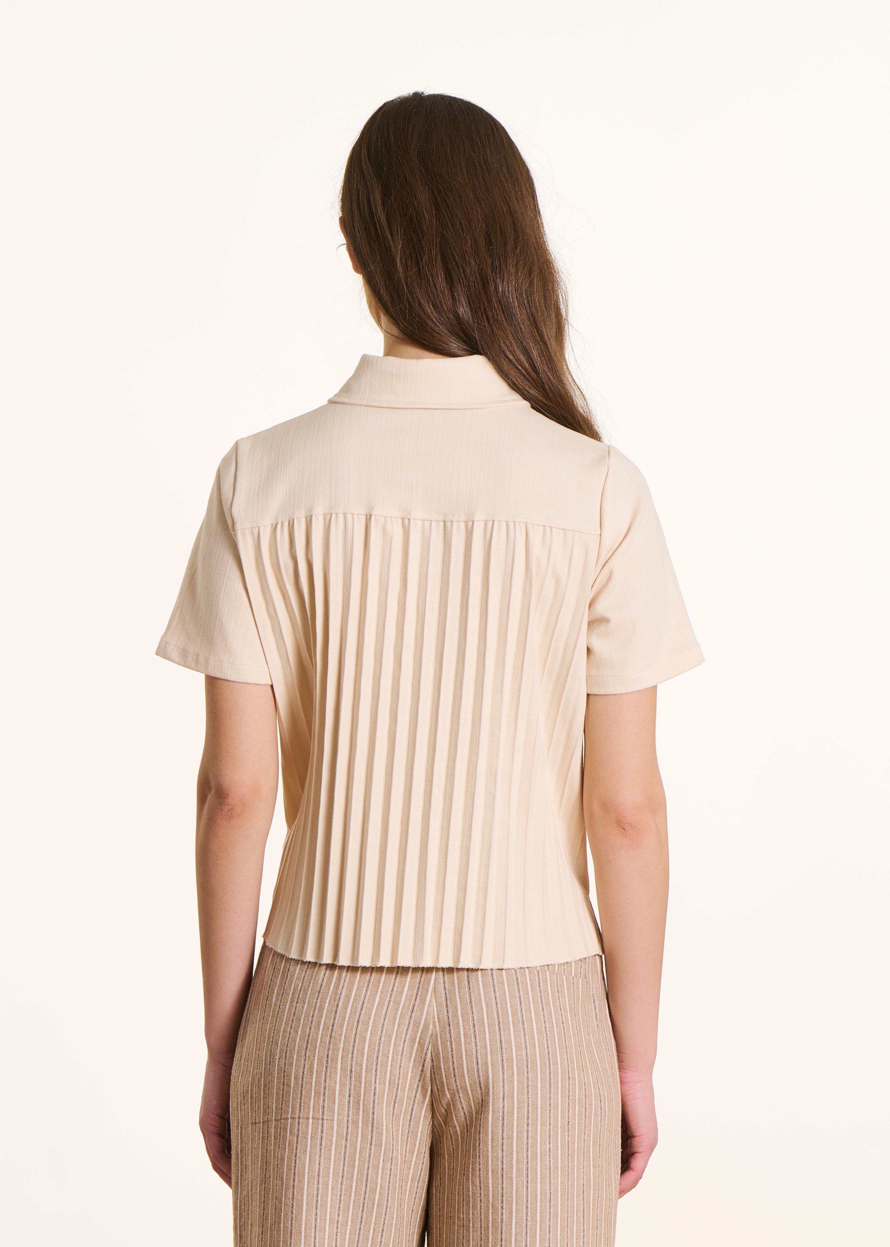 Short-sleeve shirt in ecru denim
