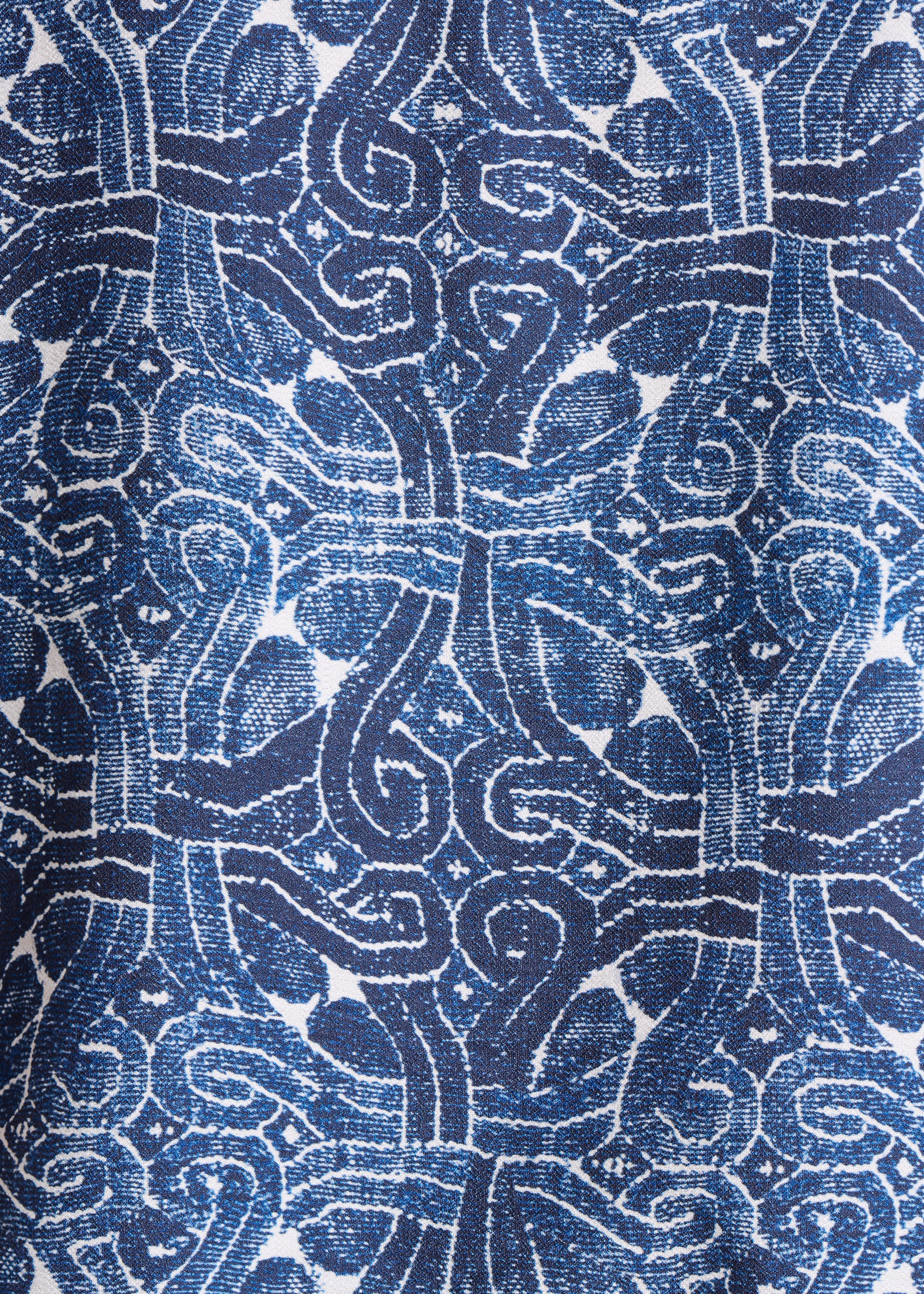 Blaues Hemd mit kurzen Ärmeln und Patchwork-Prints