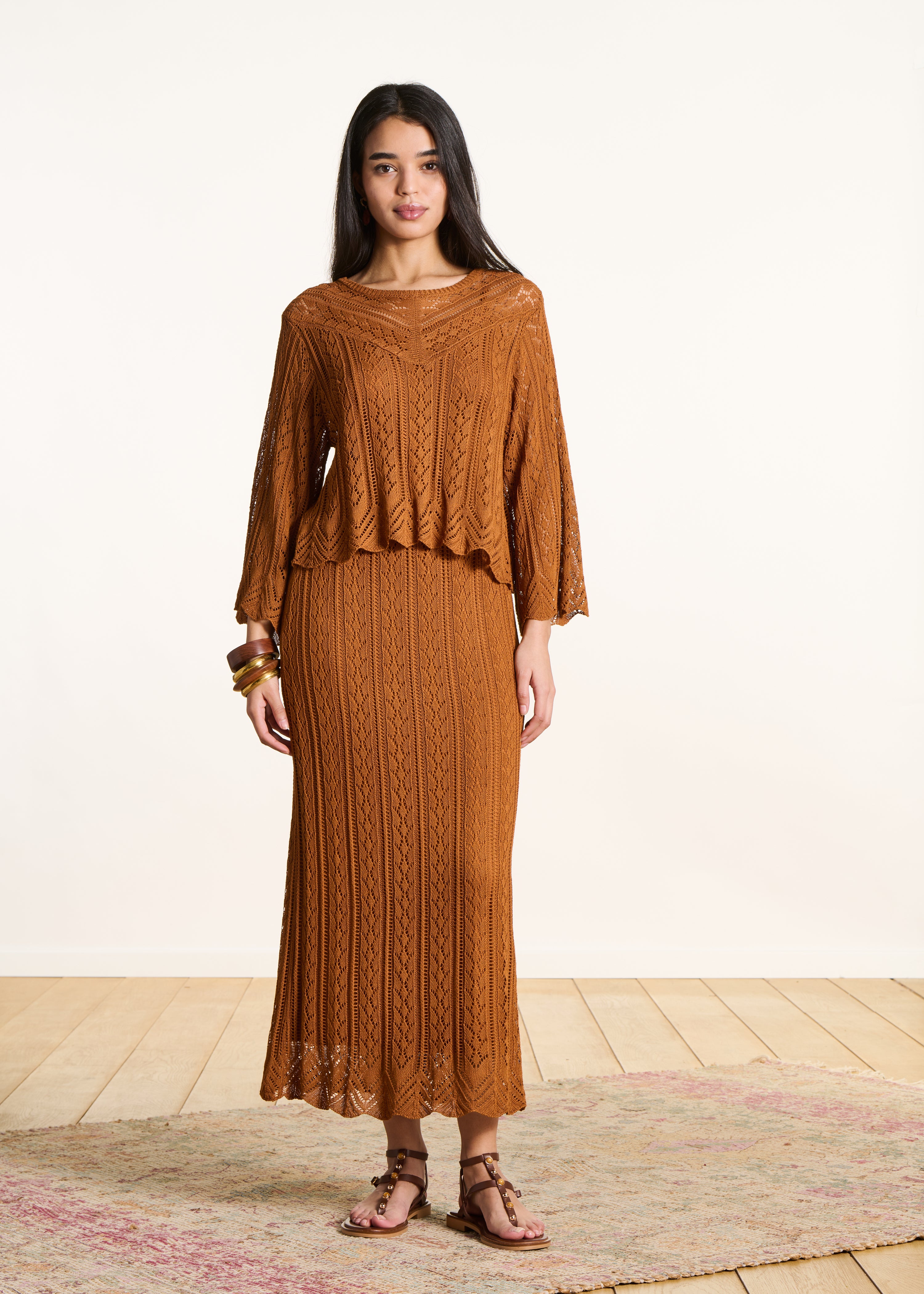 Gonna midi in maglia traforata marrone