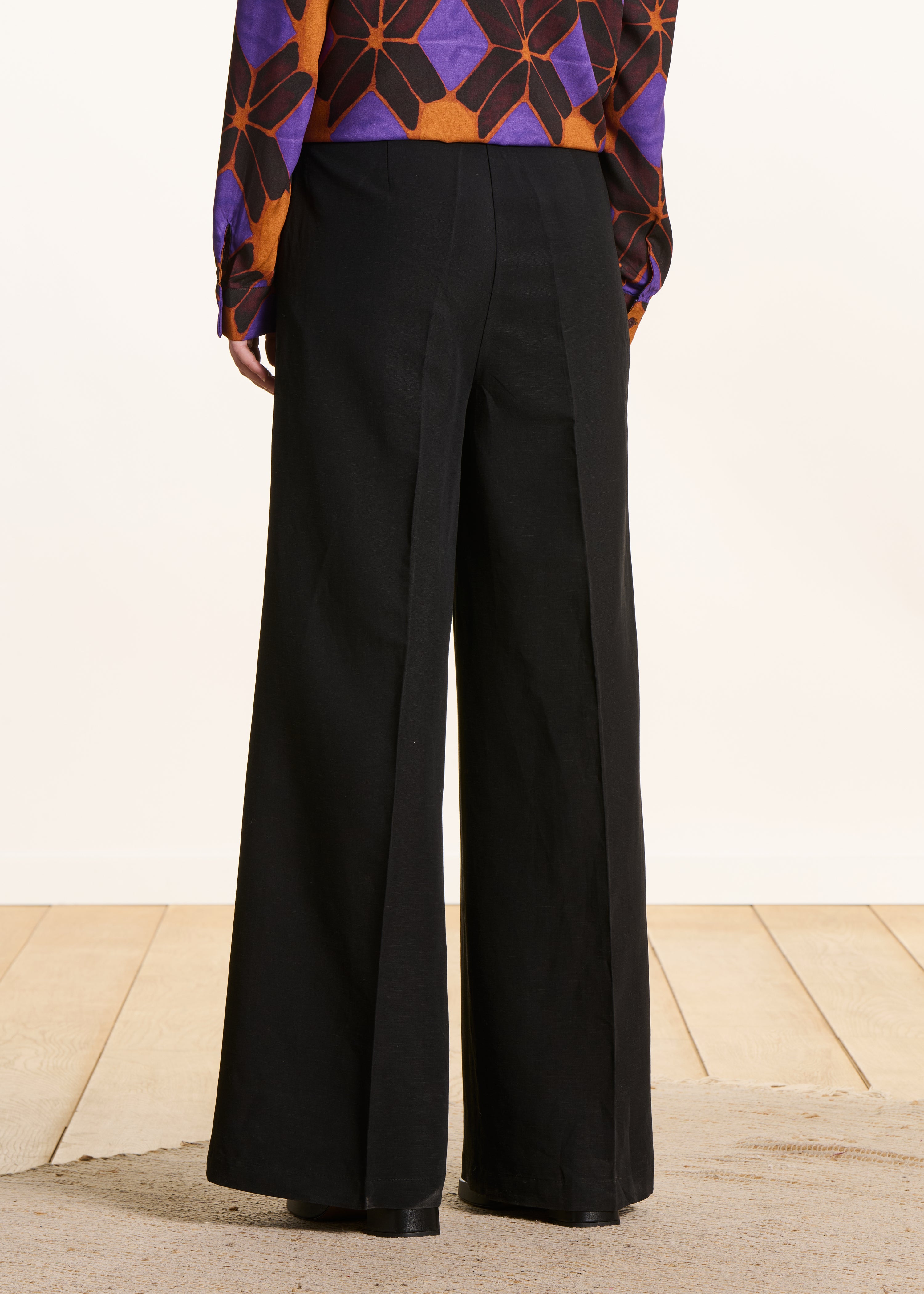 Pantalone ampio nero a vita alta