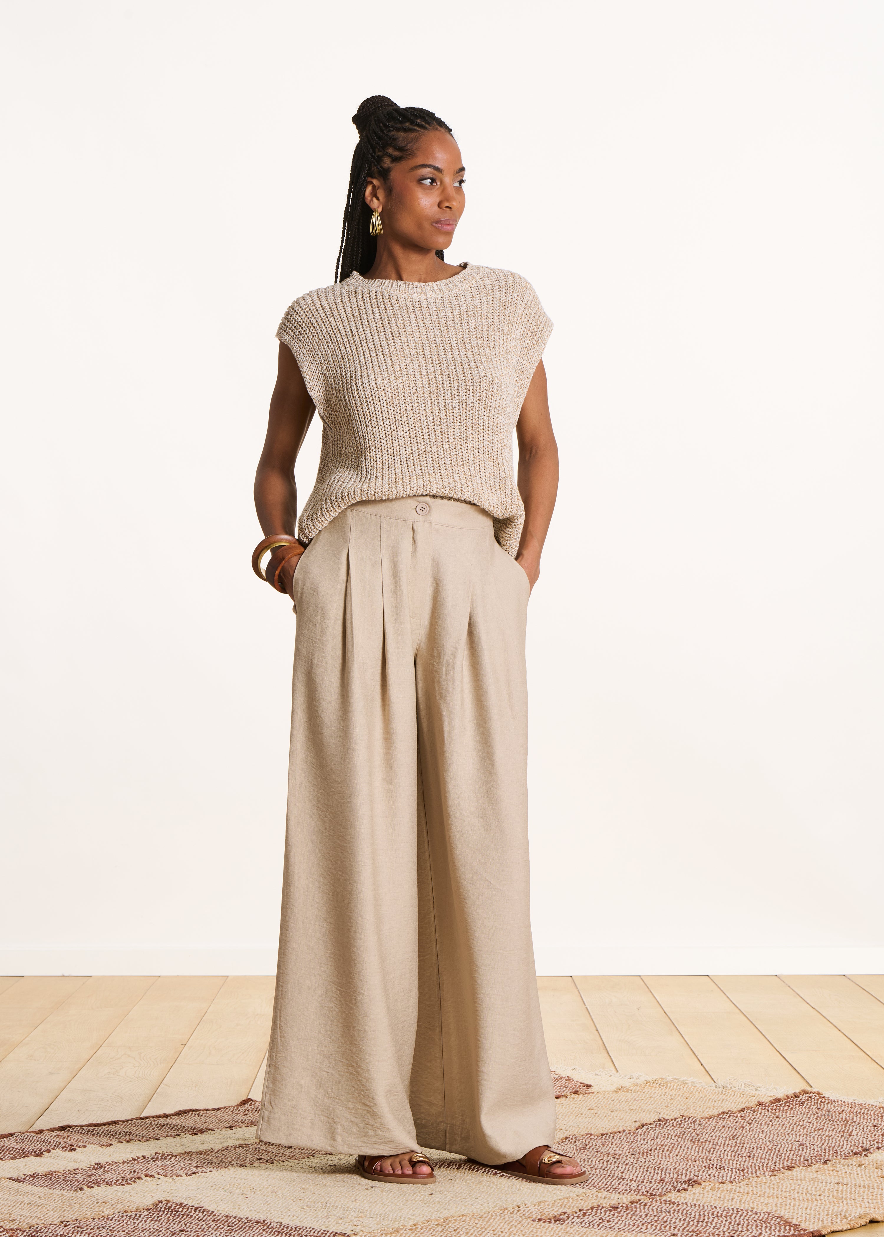 Beige high-waisted long pants