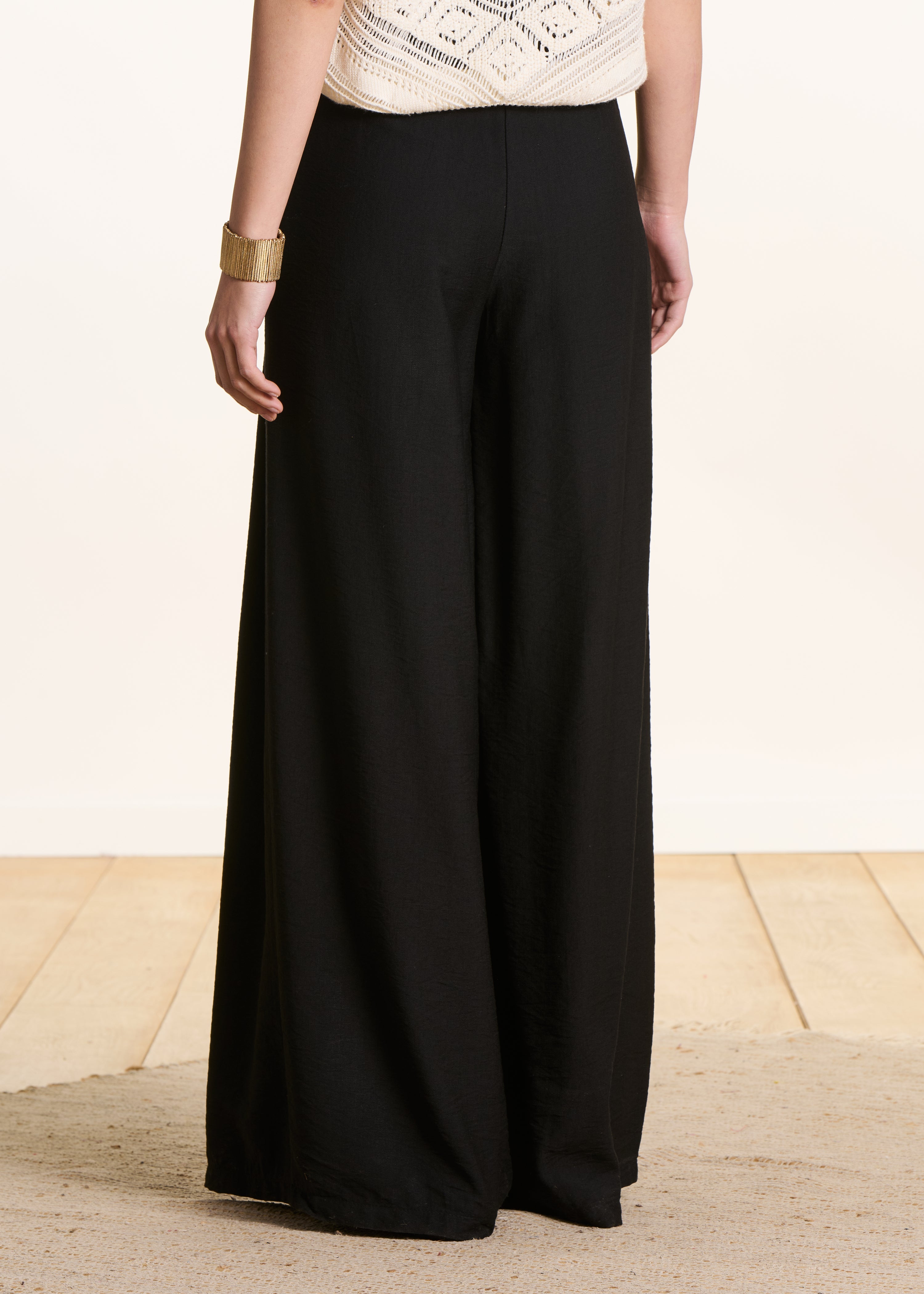 Pantalon noir long taille haute élastiquée