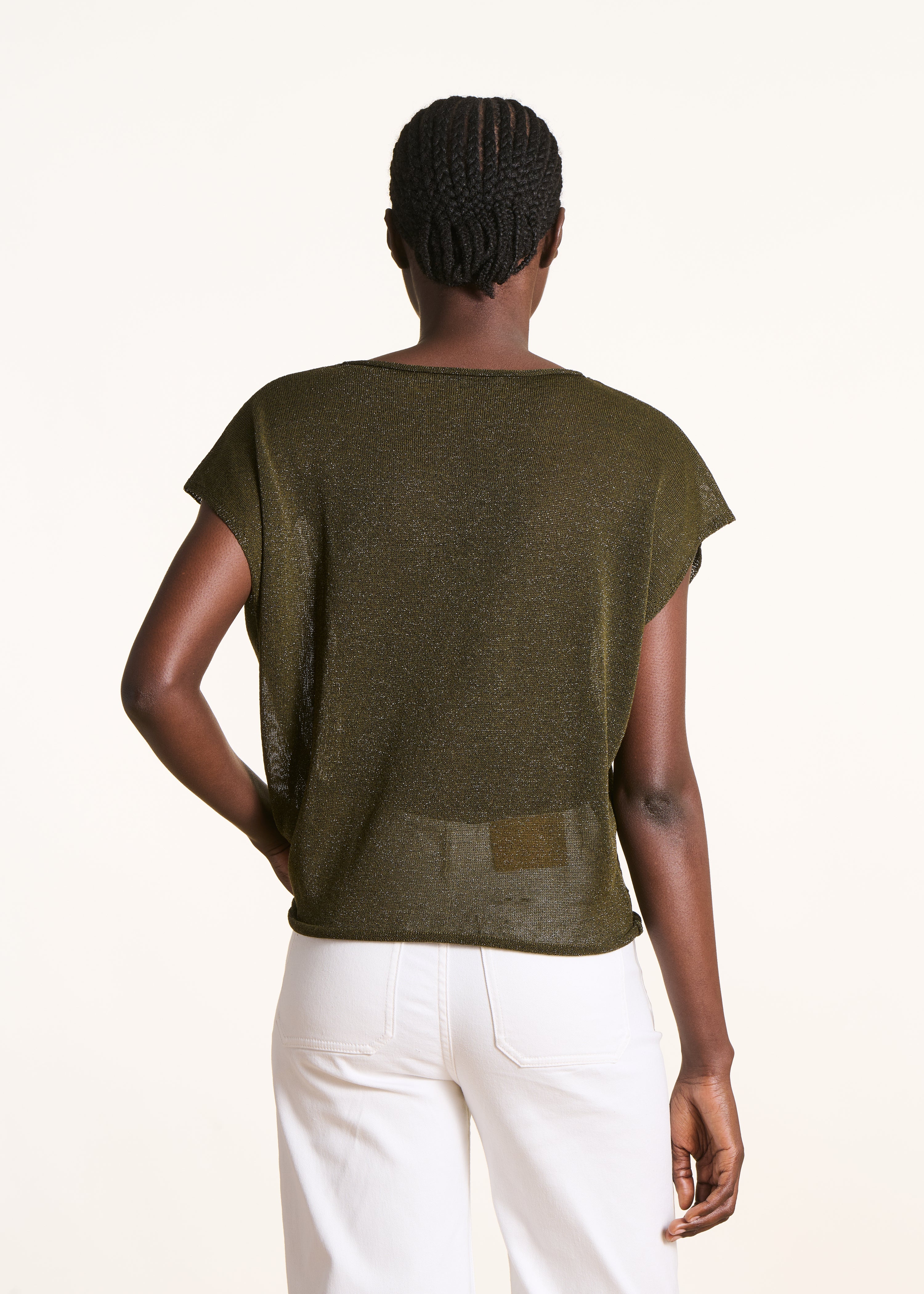 Pull kaki en maille fine irisée manches courtes