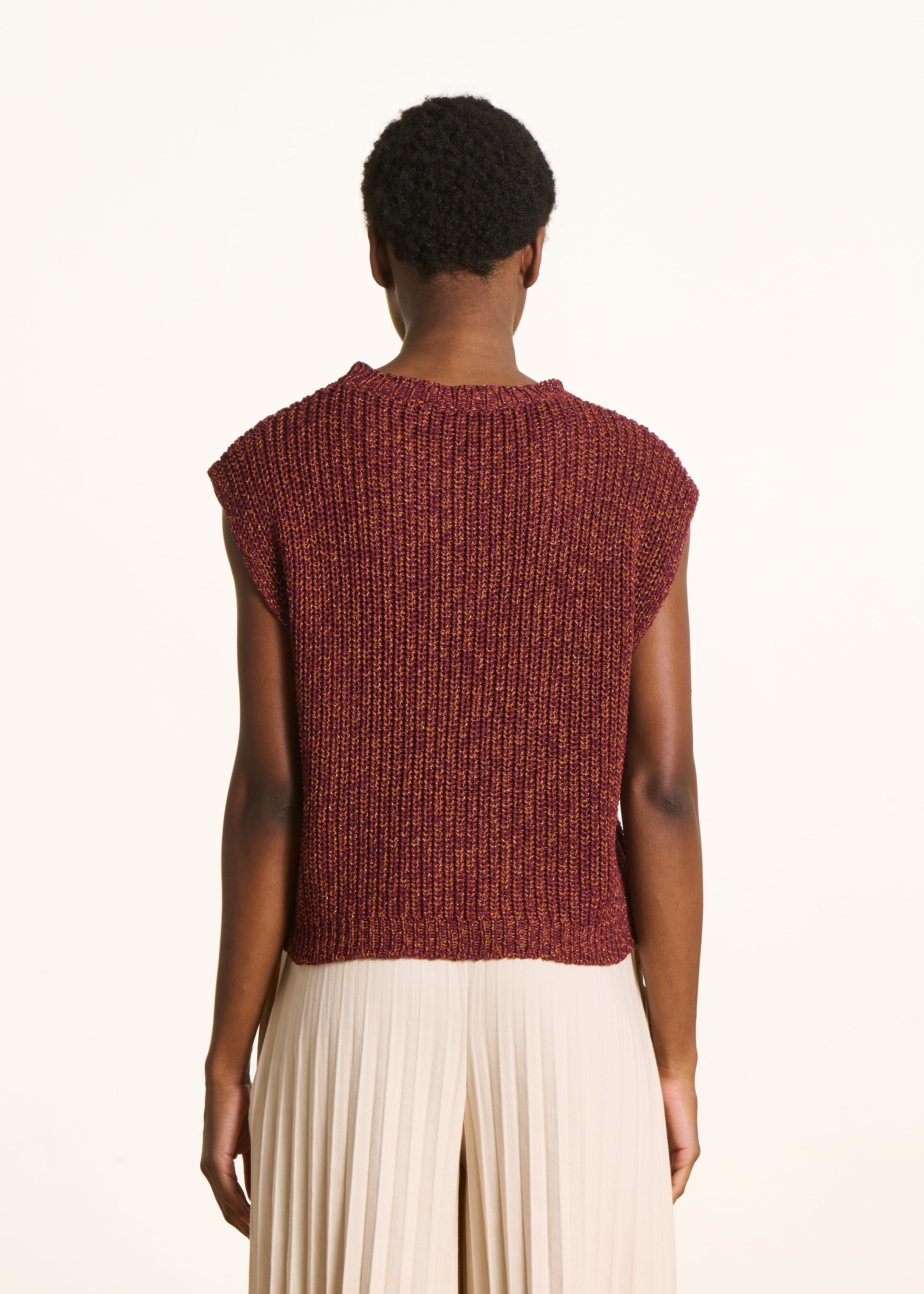 Brown iridescent knit sweater with round neckline