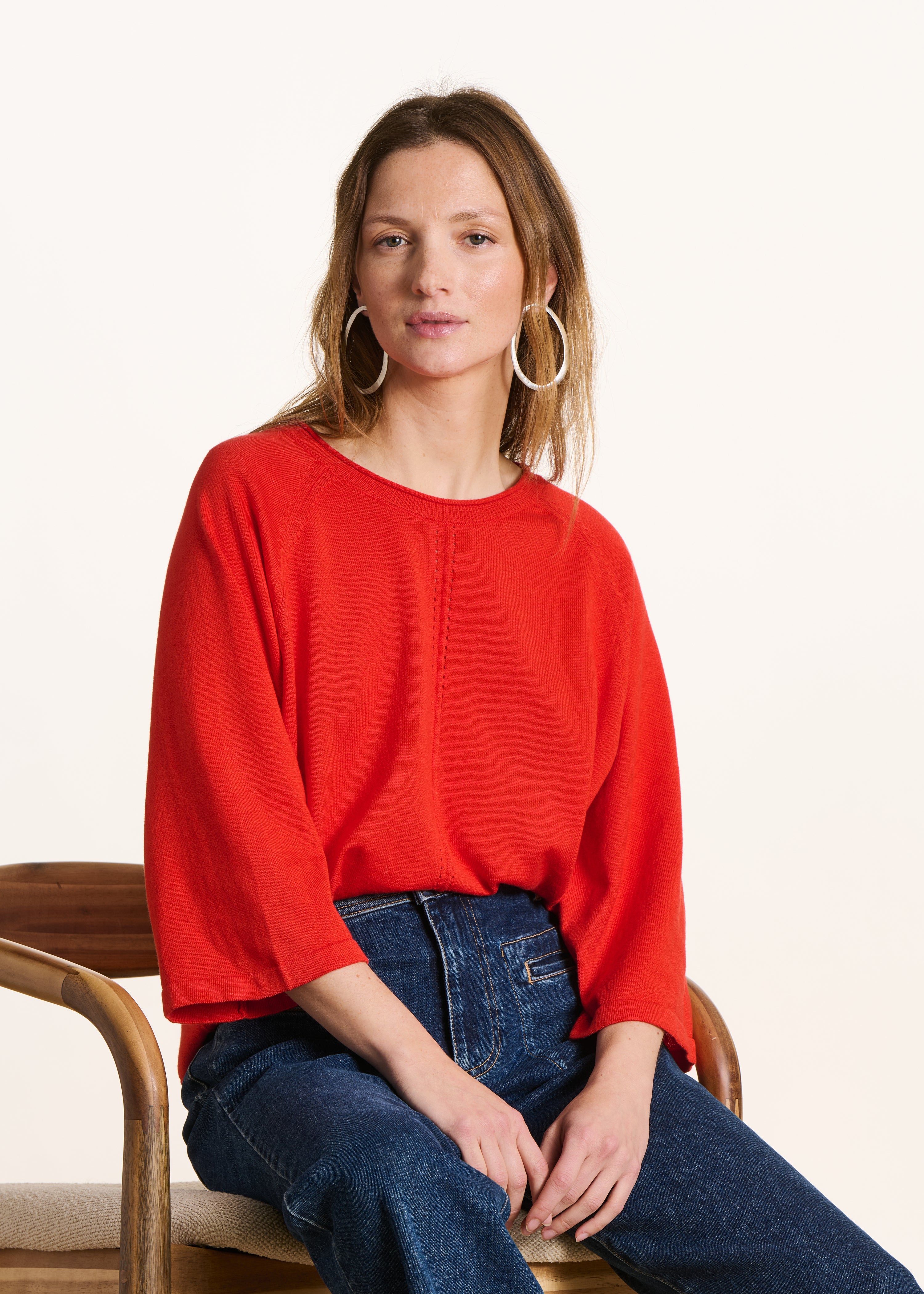 Oversized red fine knit round neck sweater