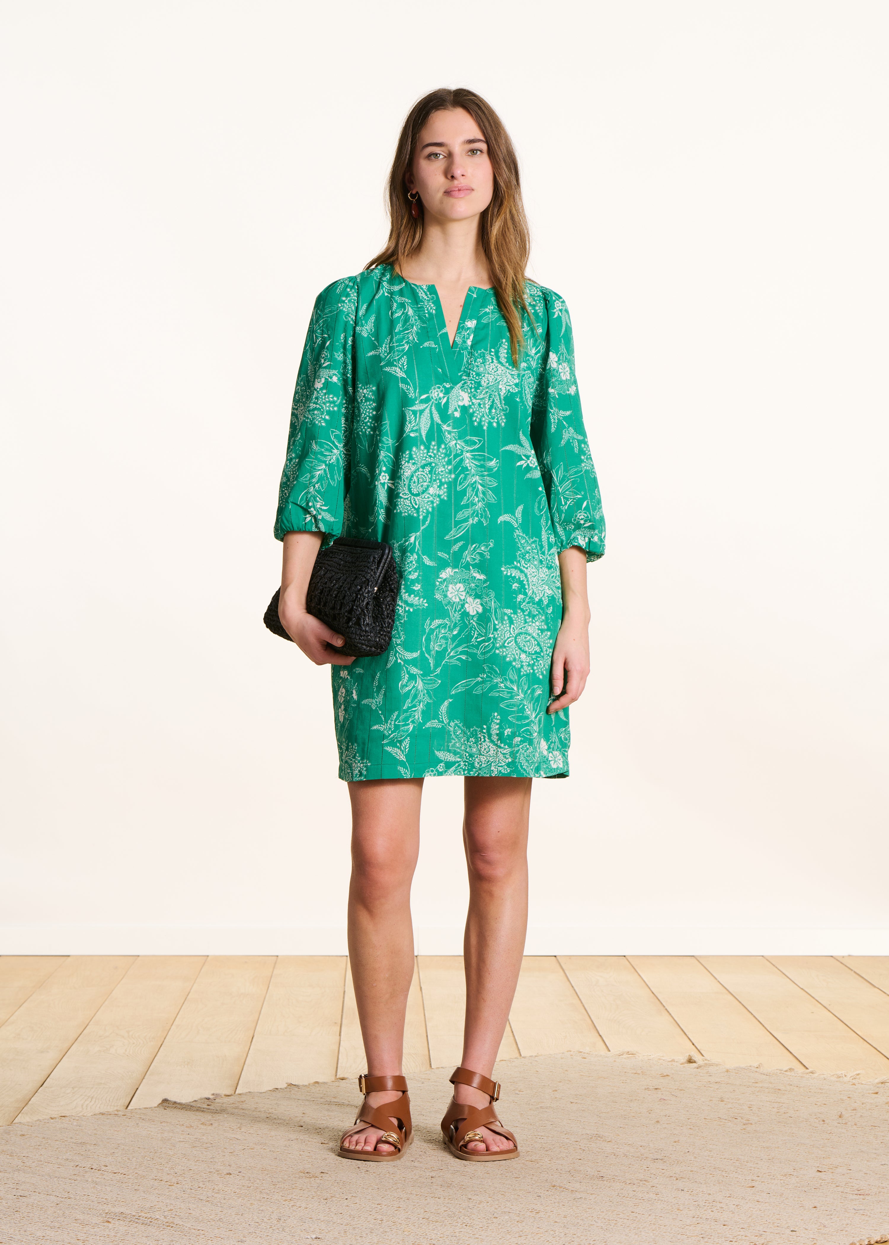 Short green floral dress in organic cotton voile