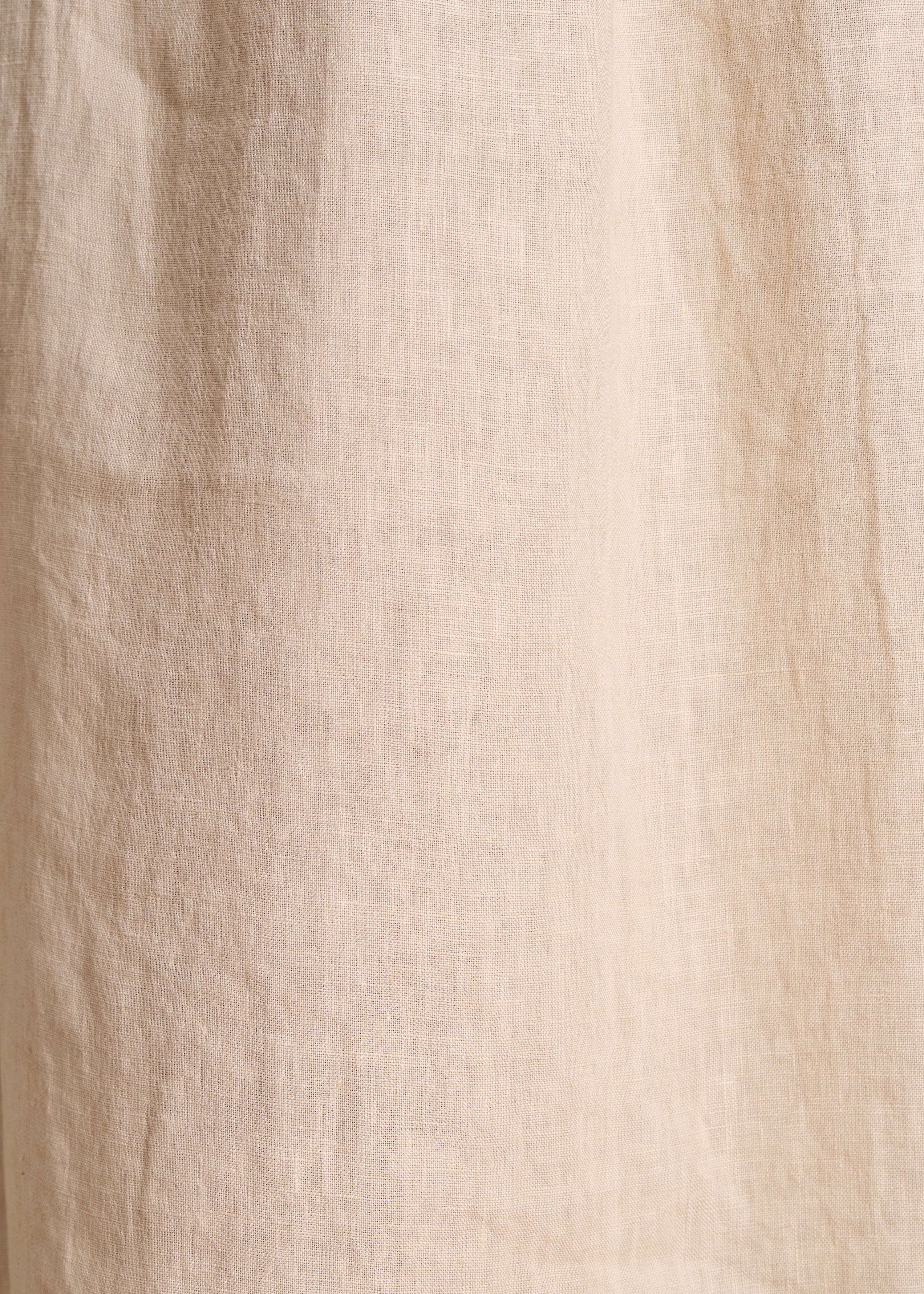 Robe longue beige en lin à manches longues