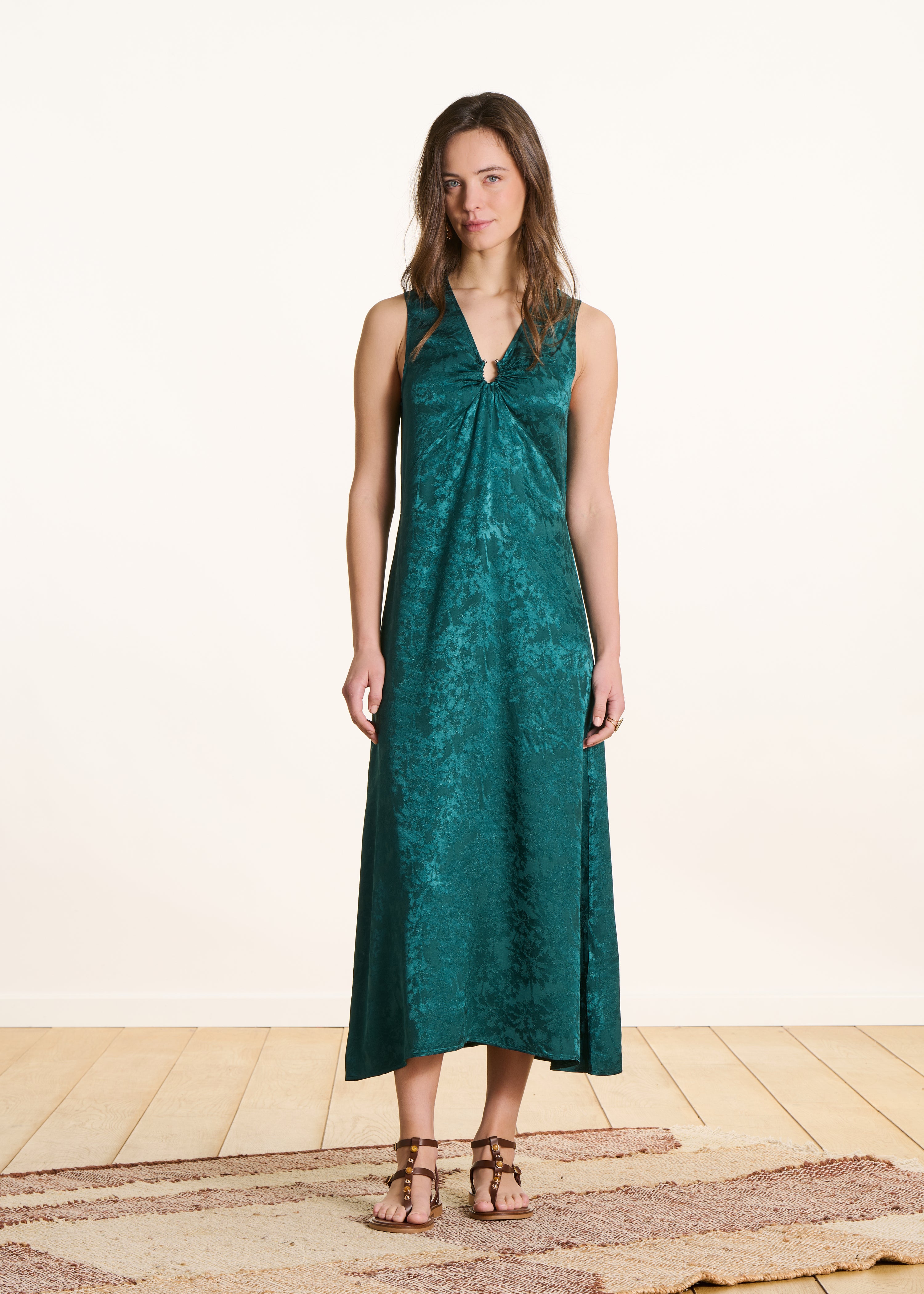 Long fluid petrol green jacquard dress