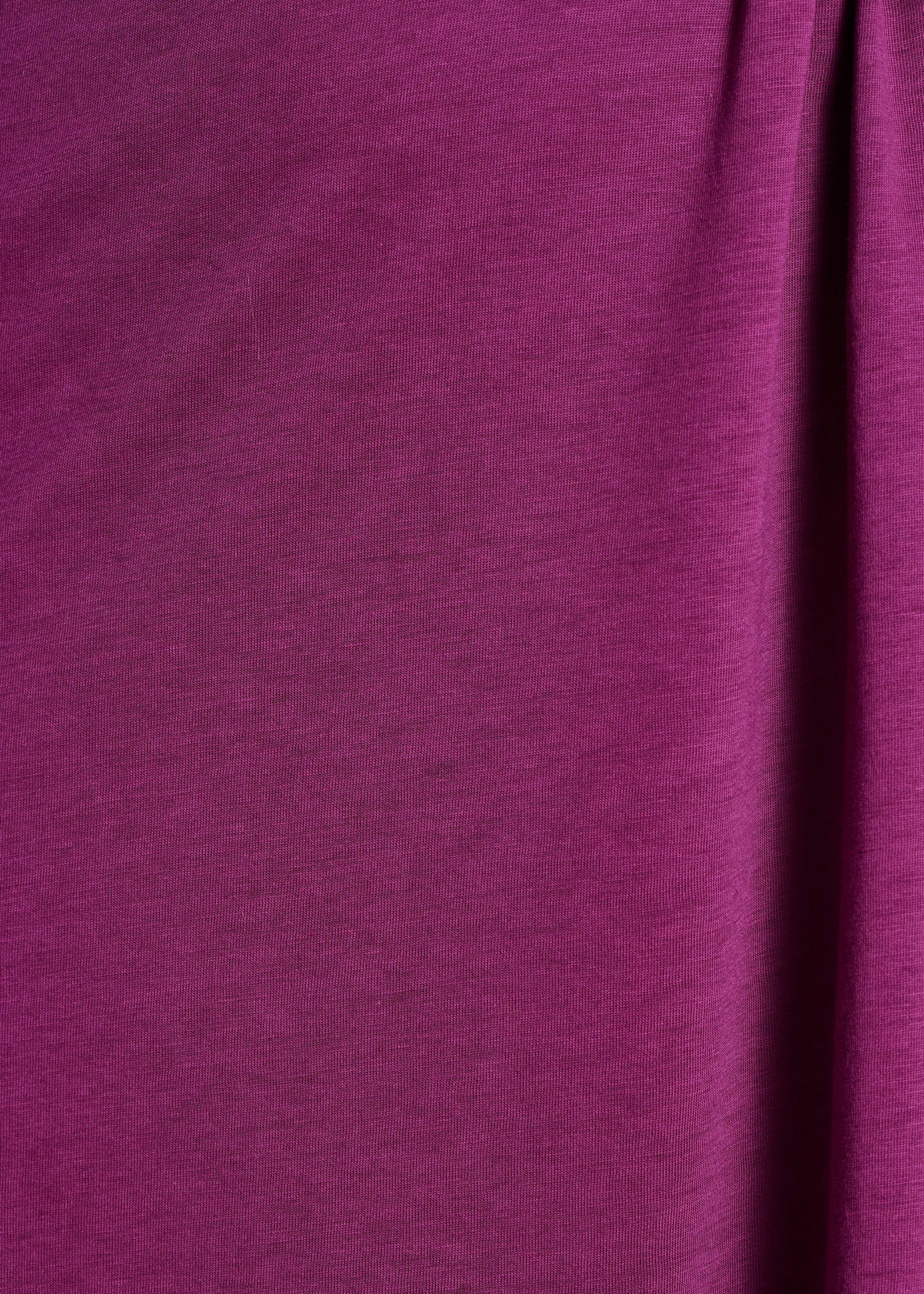 Purple short fluid dress with short sleeves