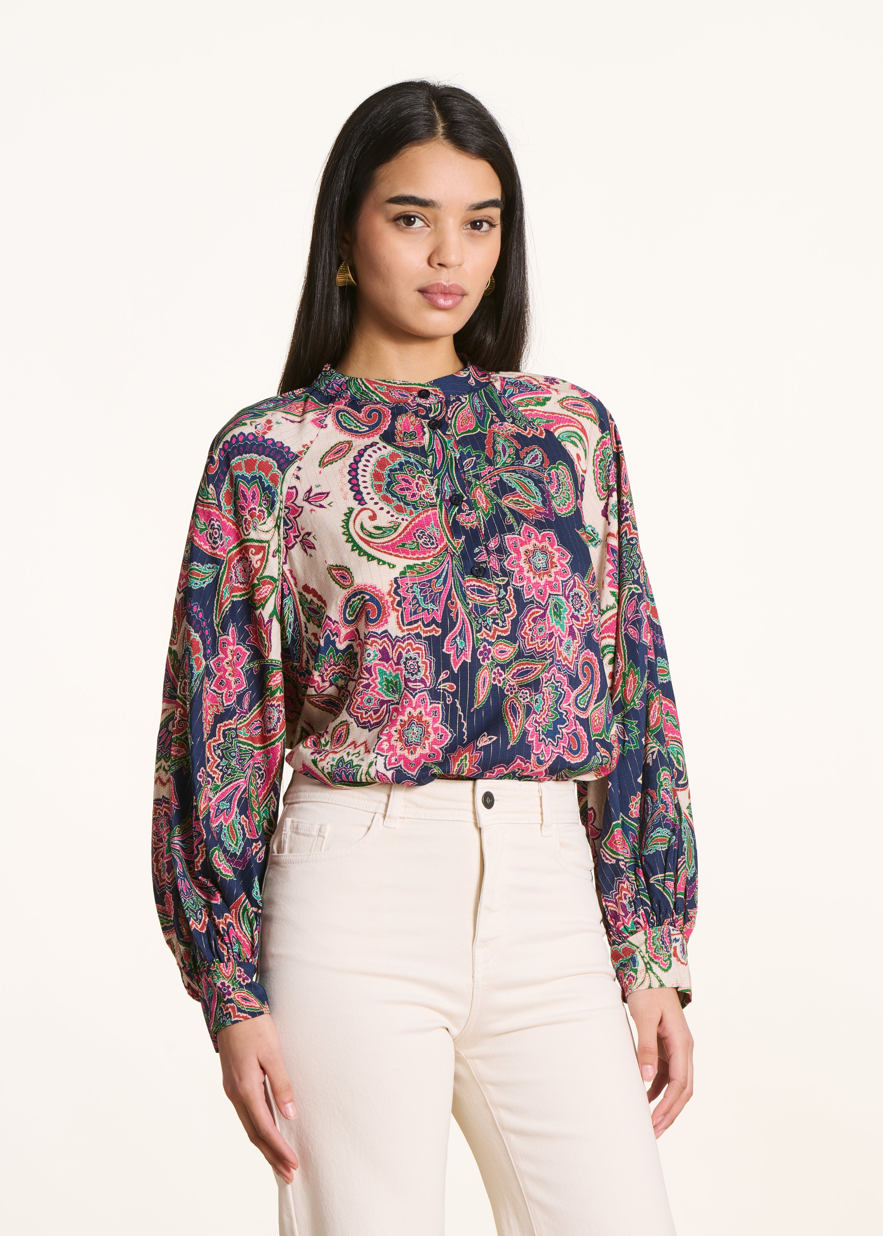 Oversized blouse with pink and blue print, long sleeves