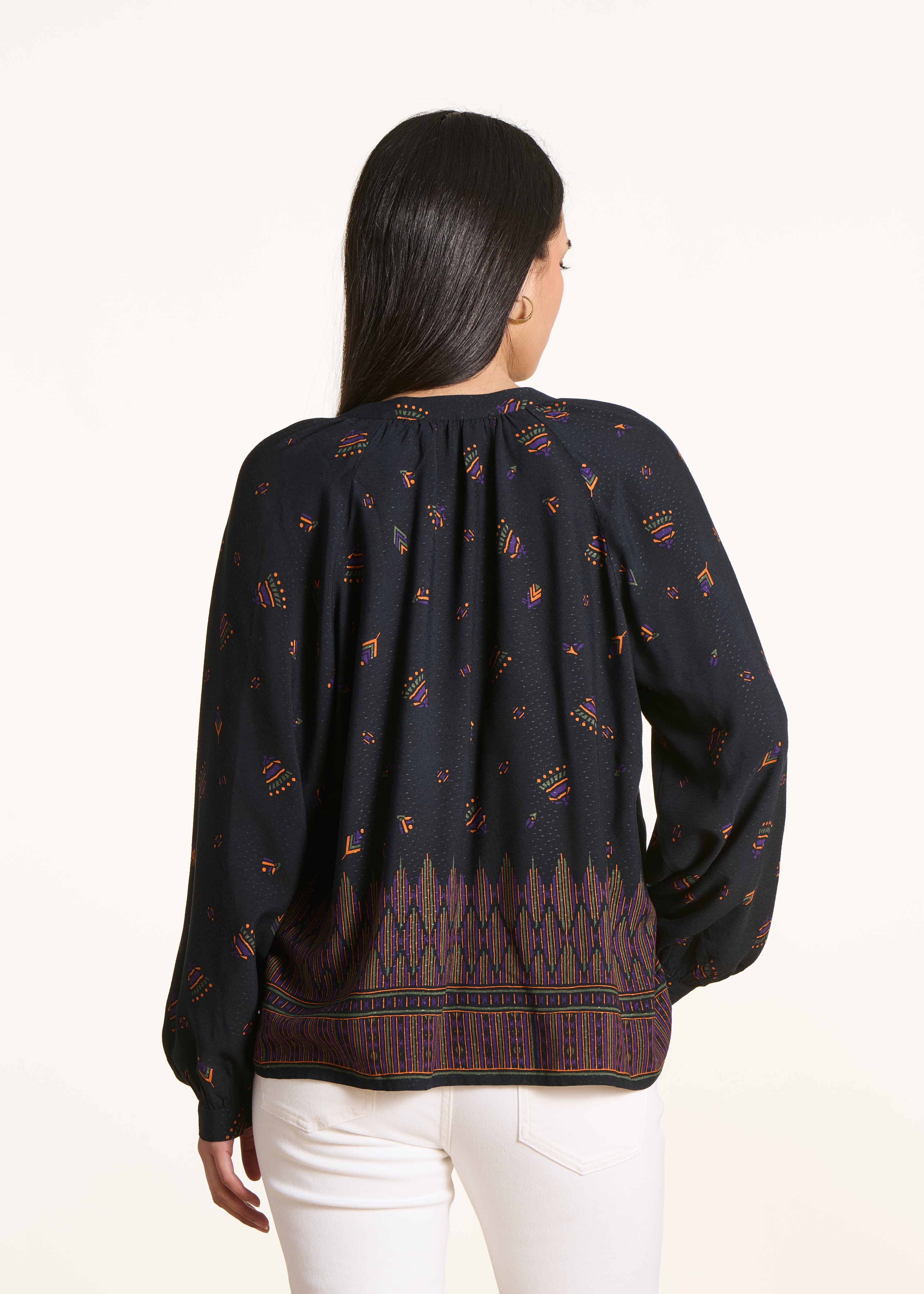 Zwarte wijde top met lange mouwen en print