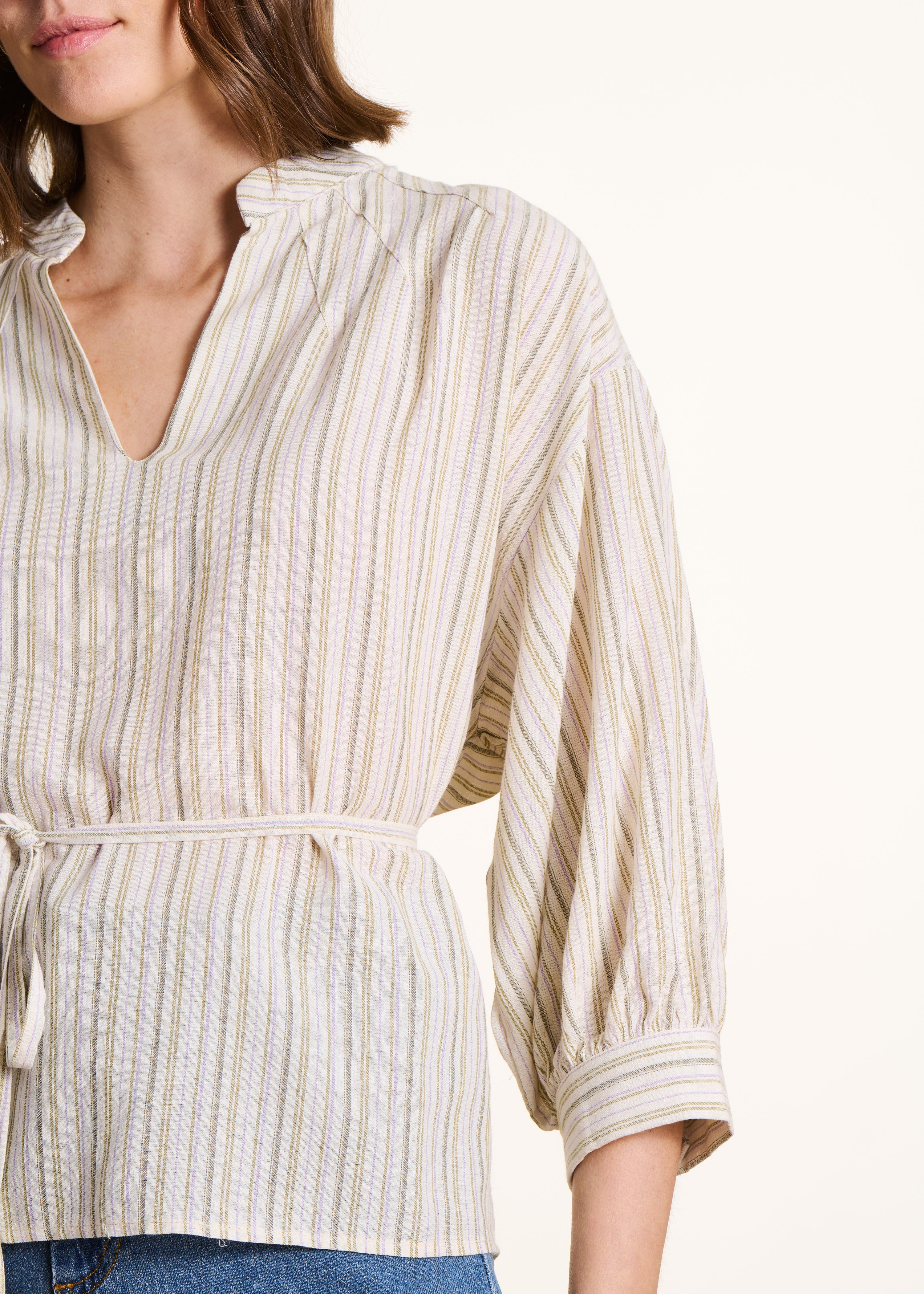 Ecru striped top with 3/4 sleeves