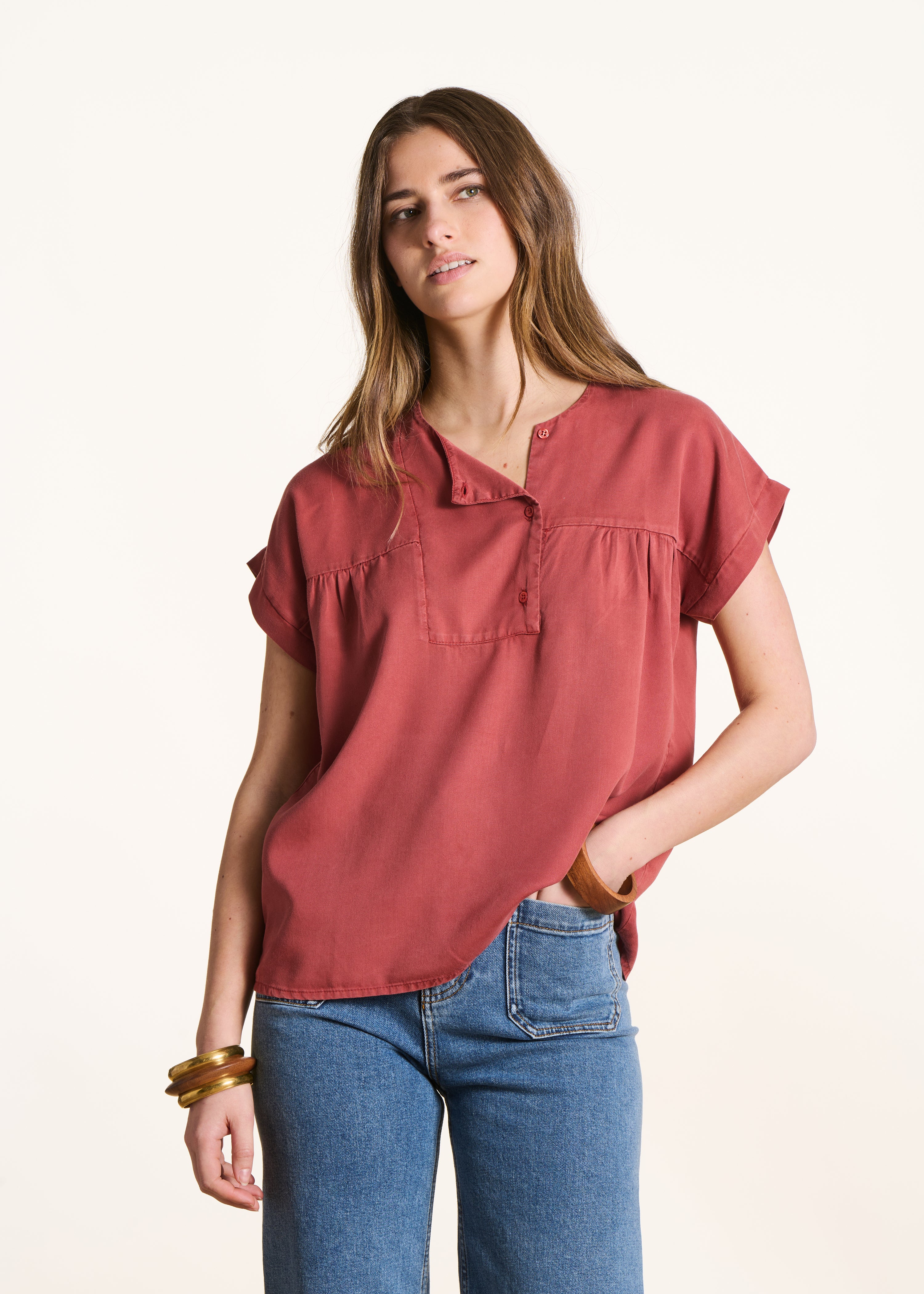 Red short-sleeve lyocell top