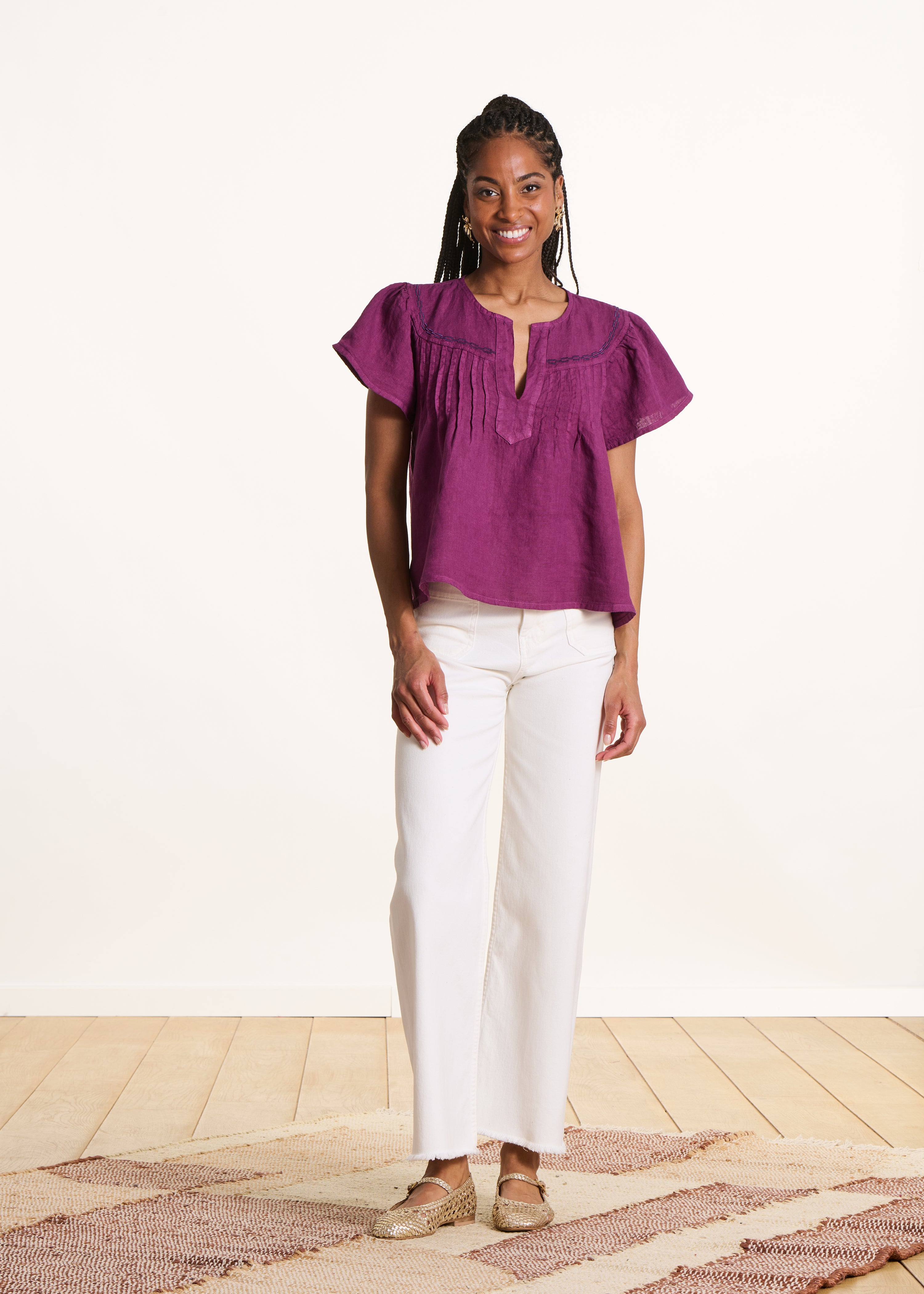 Loose violet linen top with short sleeves
