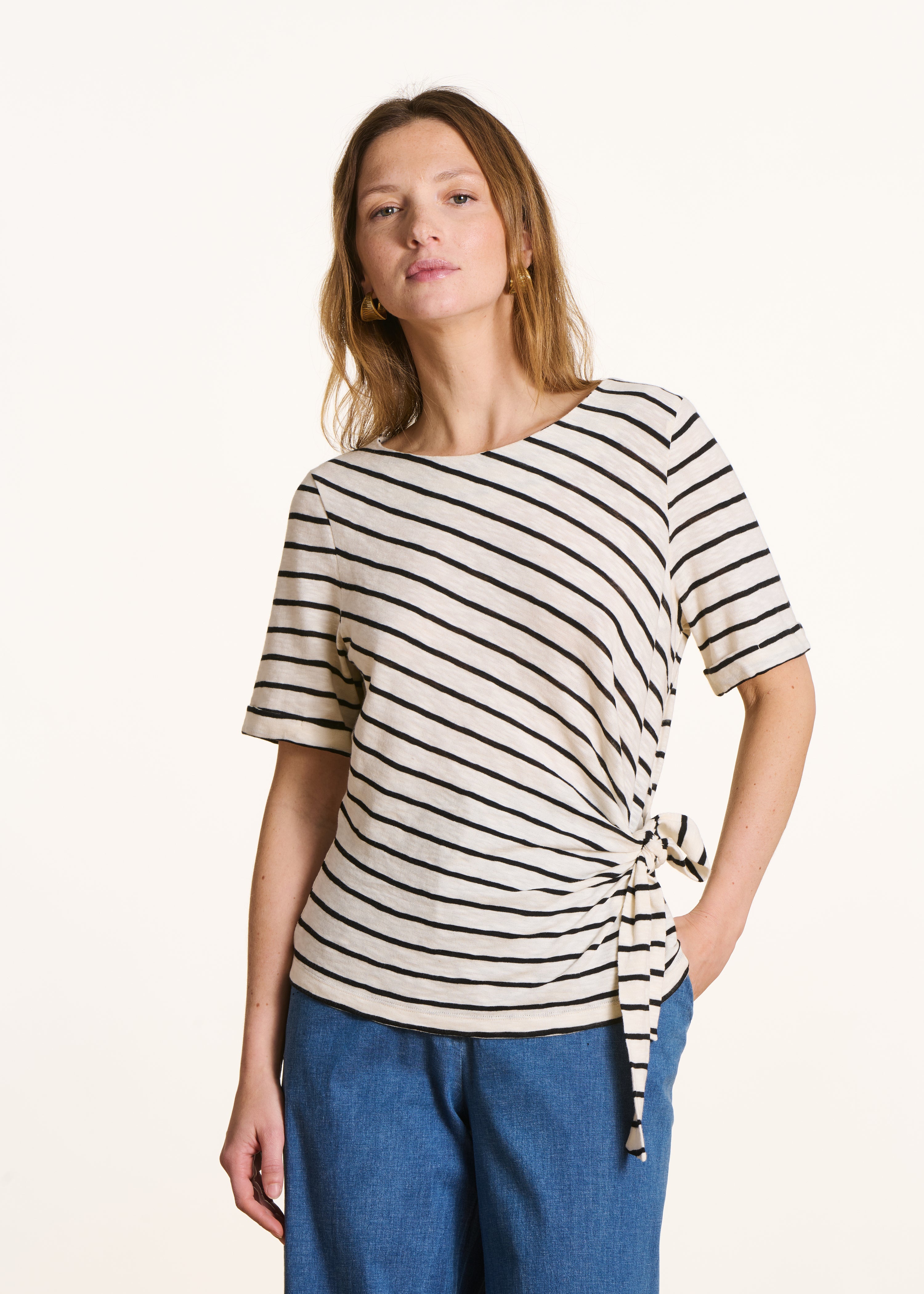 Ecru striped short-sleeve T-shirt