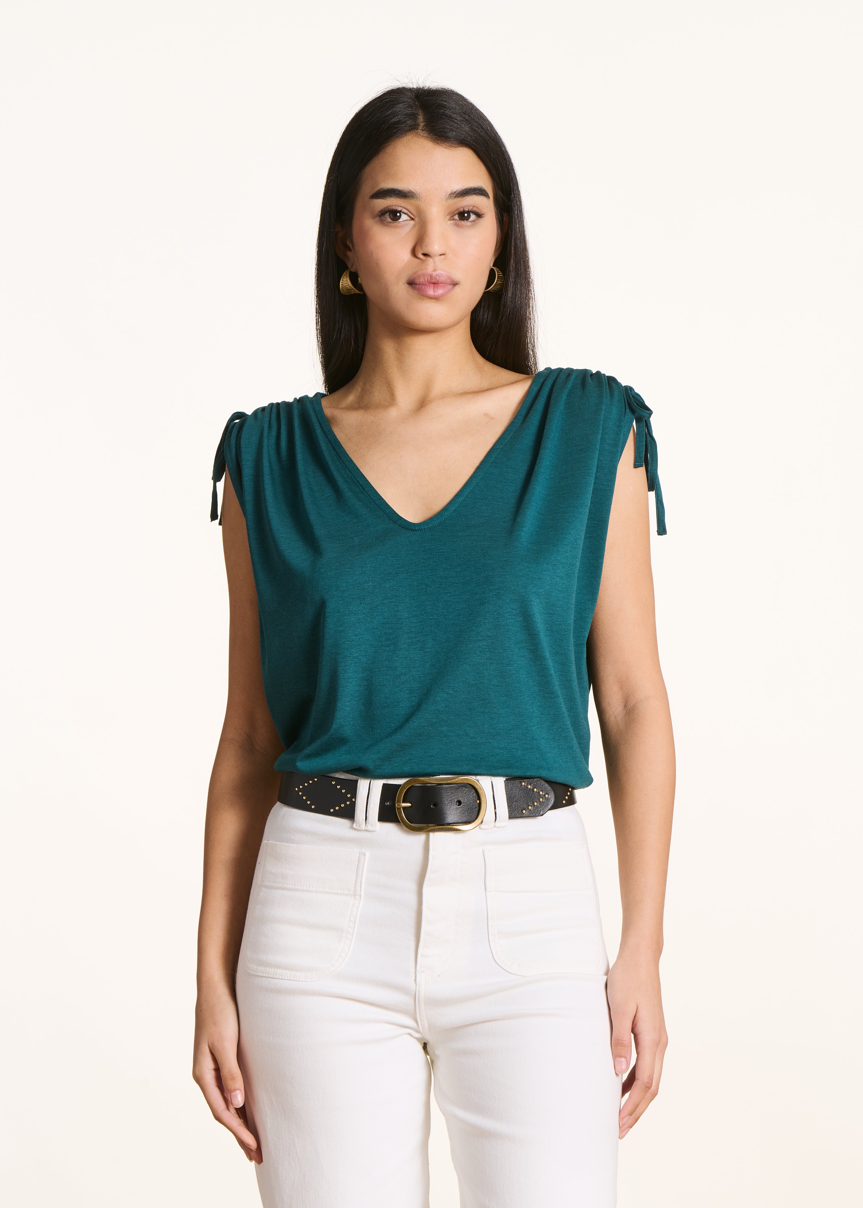 Loose petrol green V-neck T-shirt