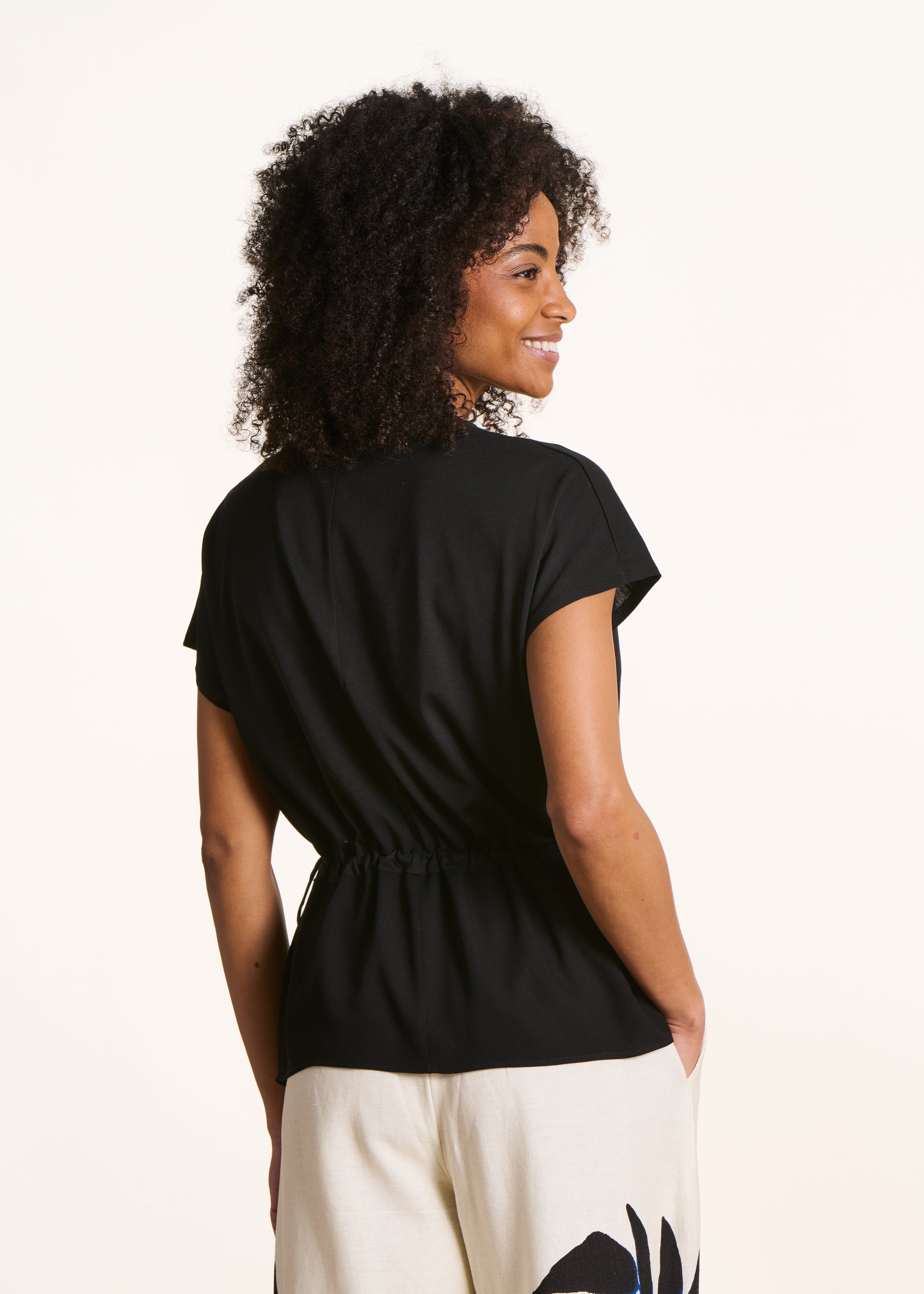 Loose two-material black T-shirt