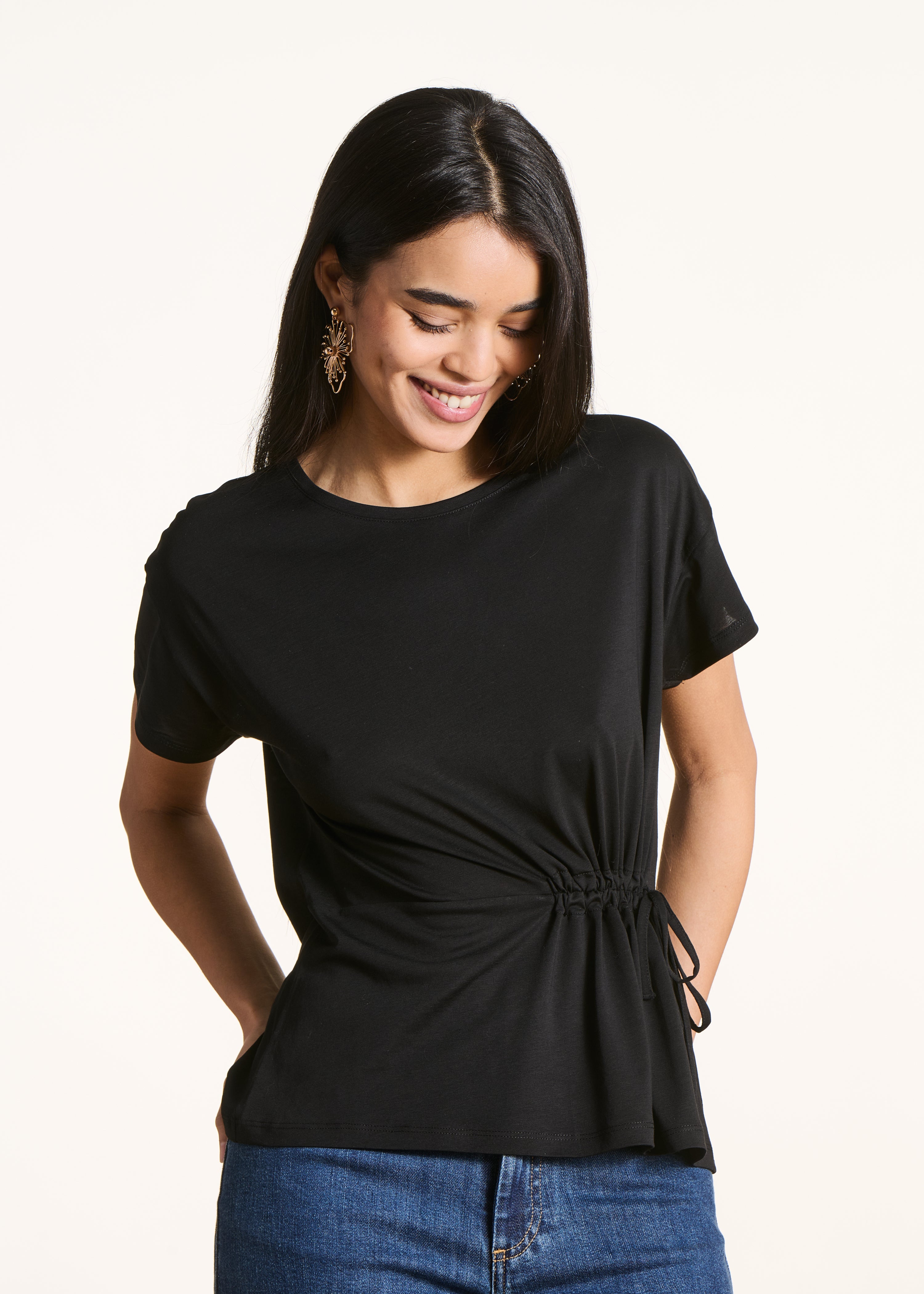 Black fluid T-shirt in lyocell and cotton