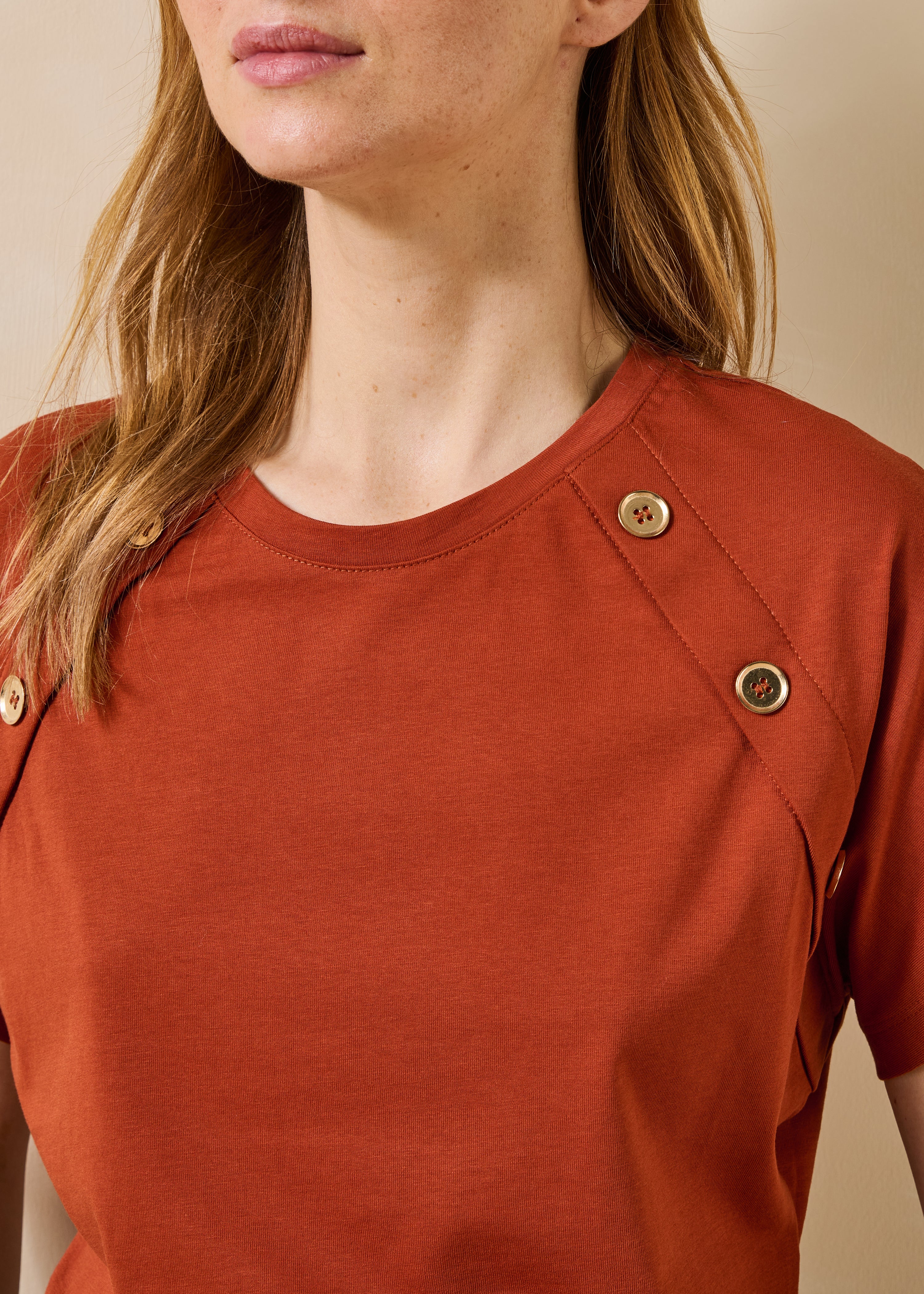 Orange short-sleeve T-shirt in organic cotton