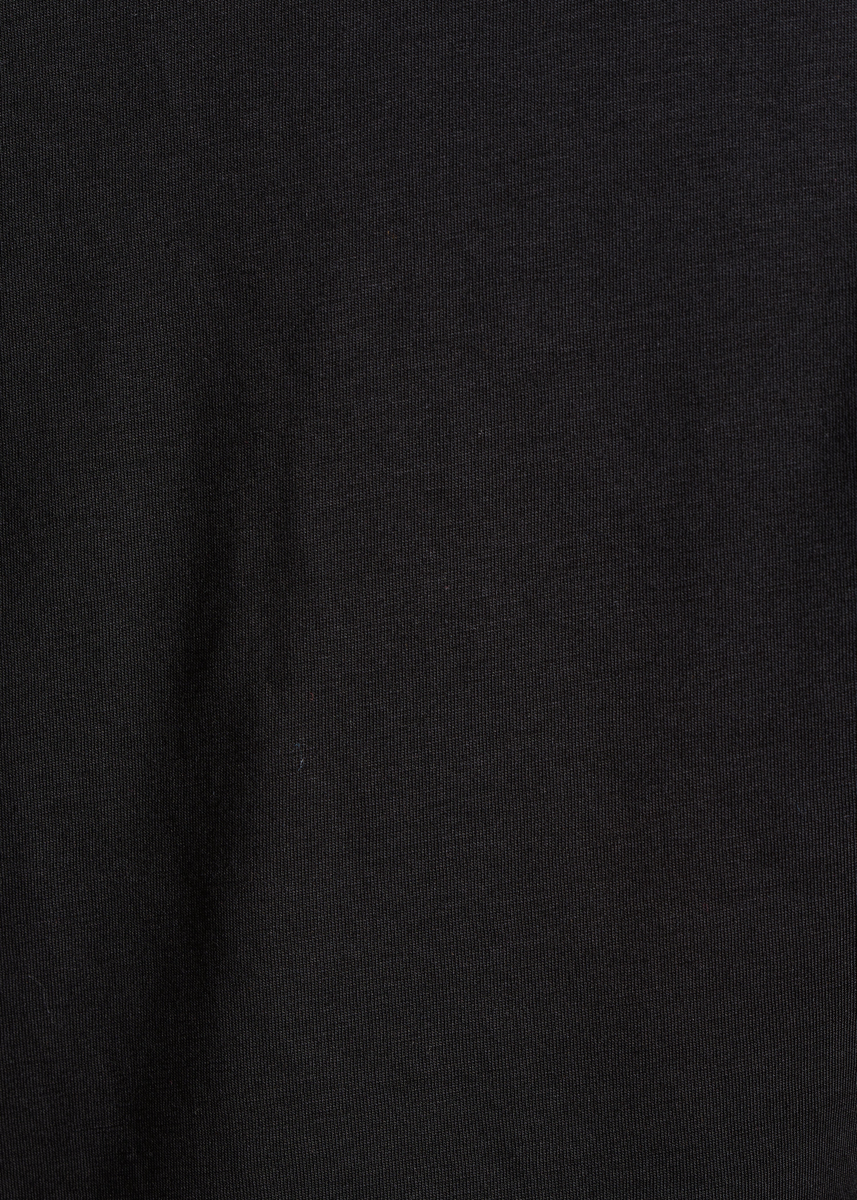T-shirt preto em lyocell de mangas curtas
