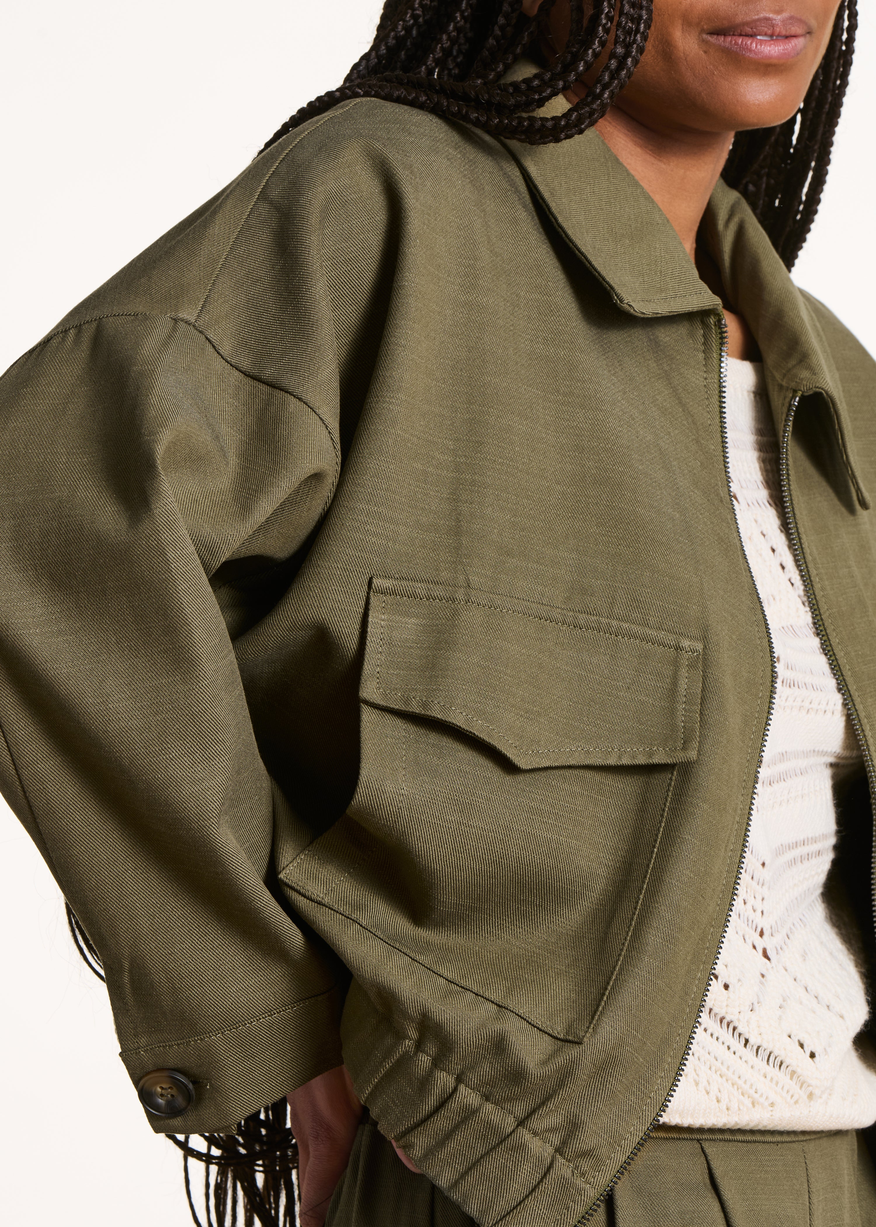 Giubbotto con zip kaki e colletto camicia