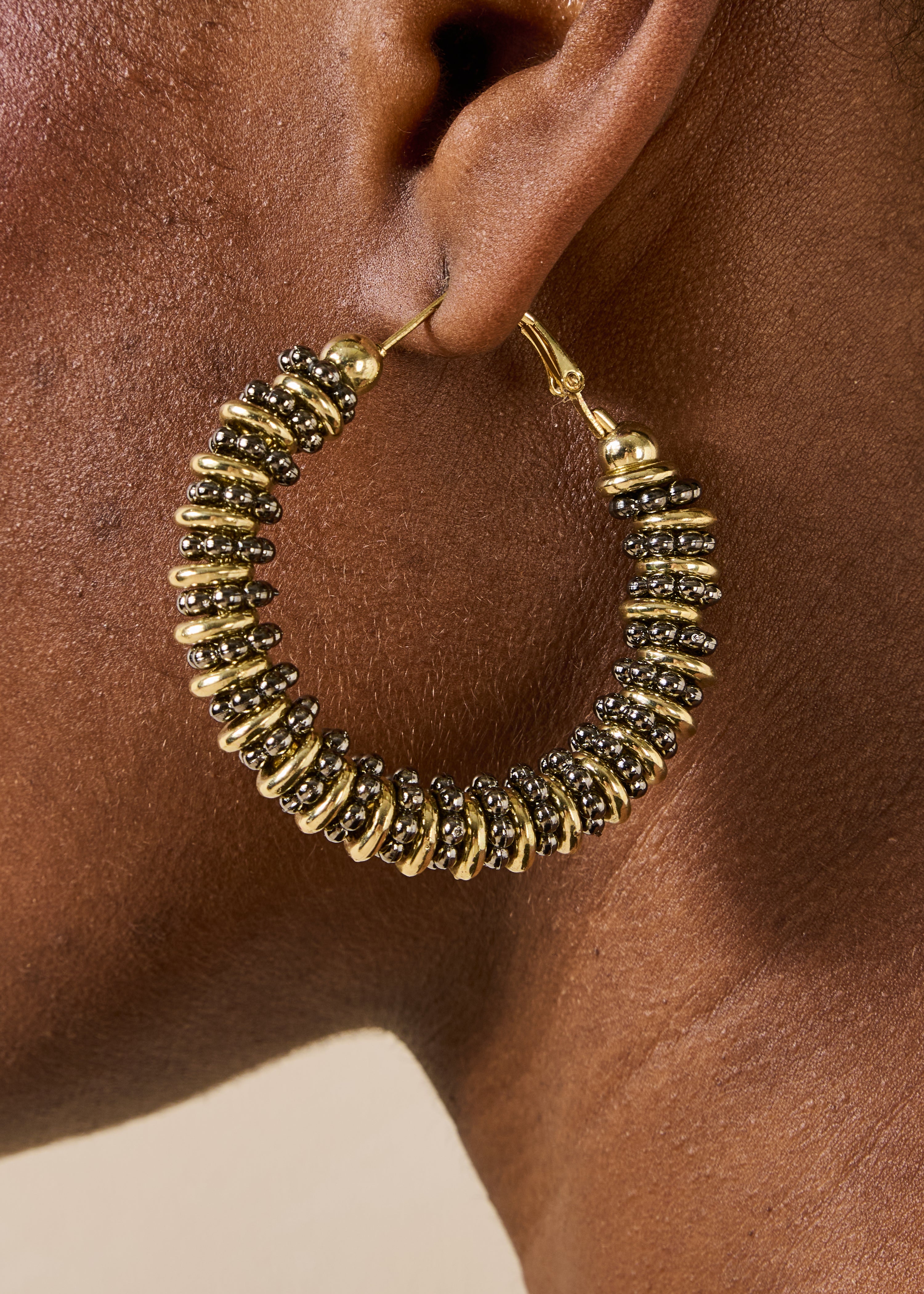 Boucles d'oreilles créoles bicolore