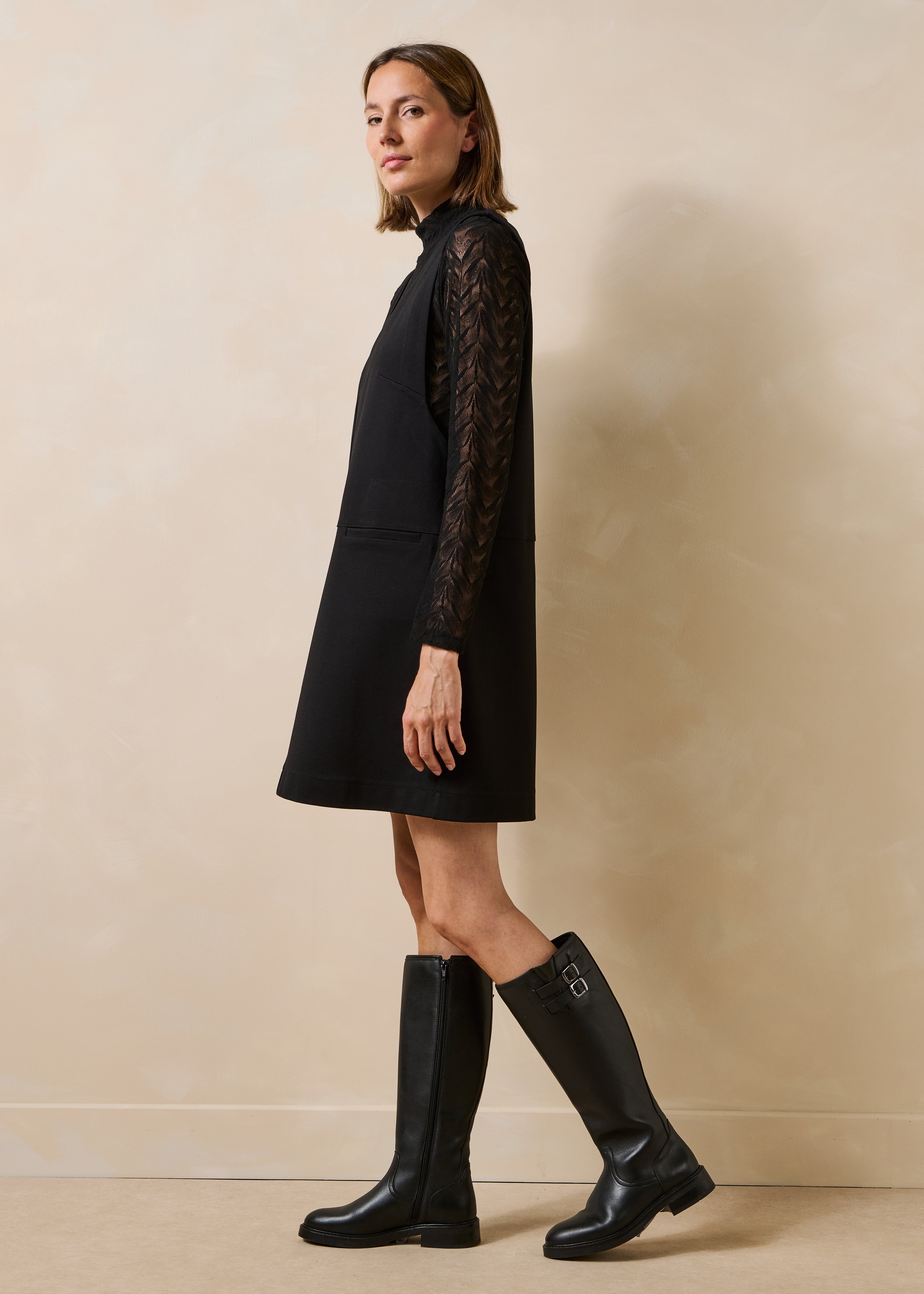 Bottes cavalières noires en cuir