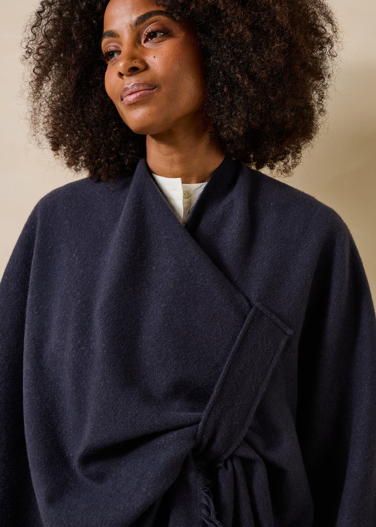 Marineblauer Poncho - Gobate