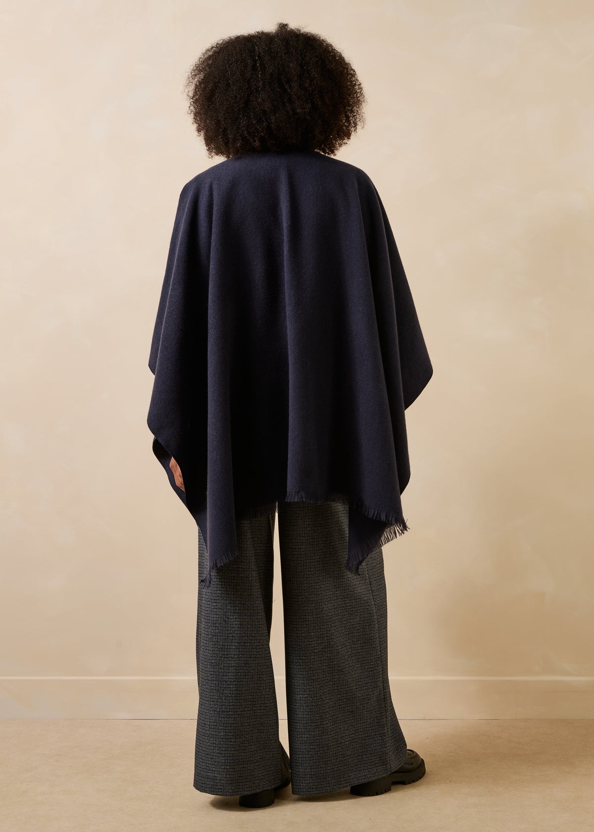 Marineblauer Poncho - Gobate