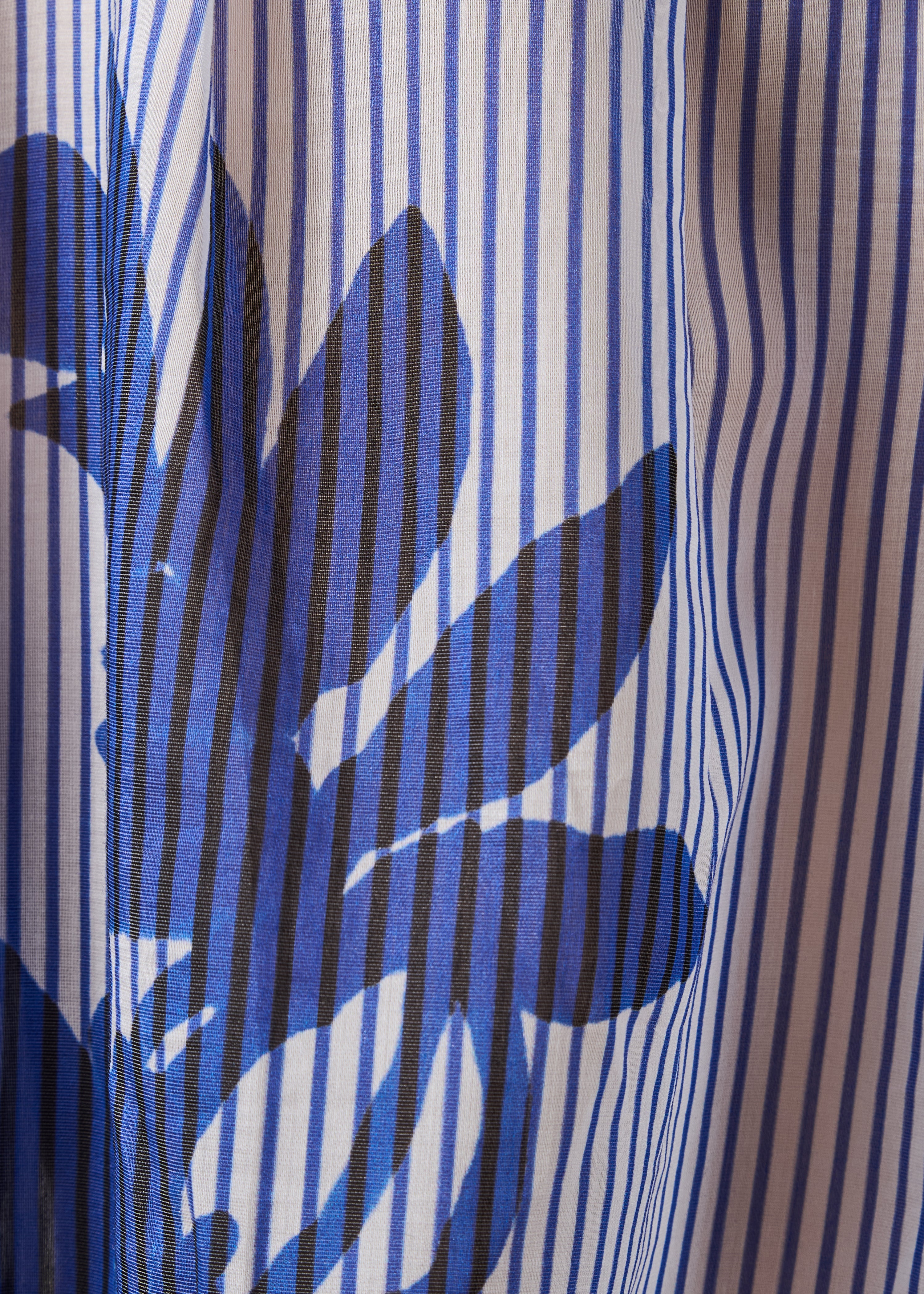 Chemise bleue fleurie en lyocell