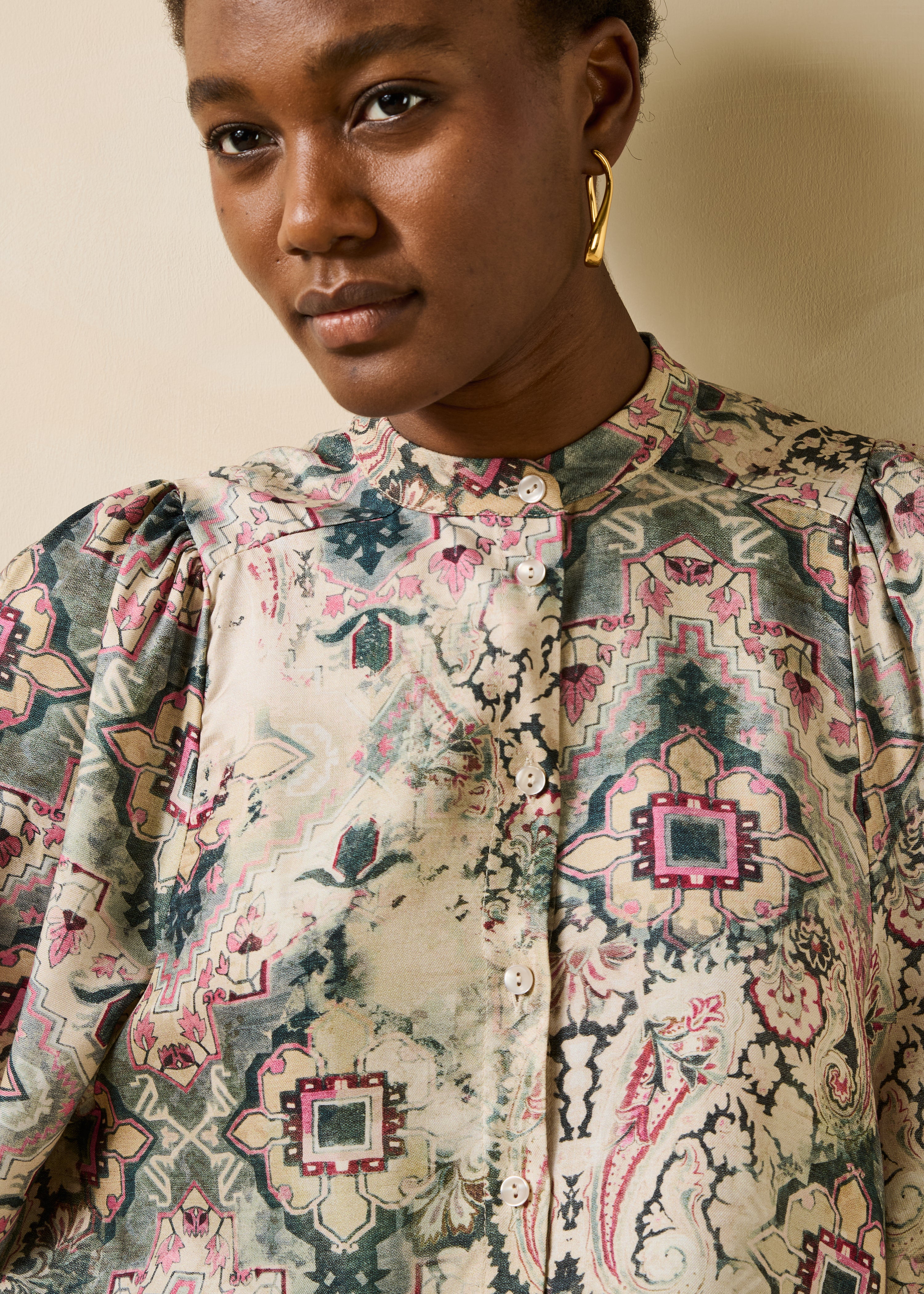 Chemise écrue manches longues à imprimé