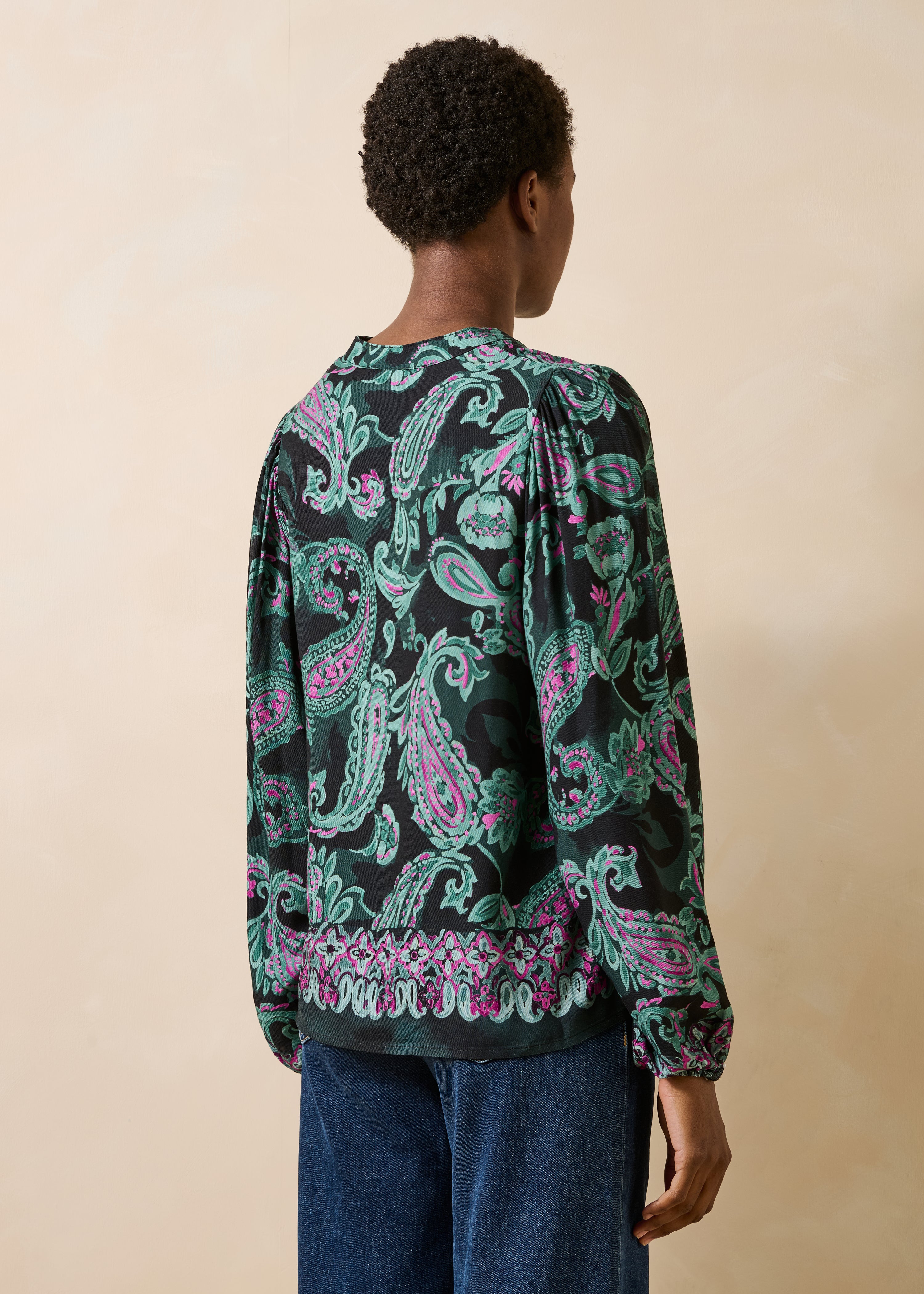 Chemise verte à imprimé manches longues