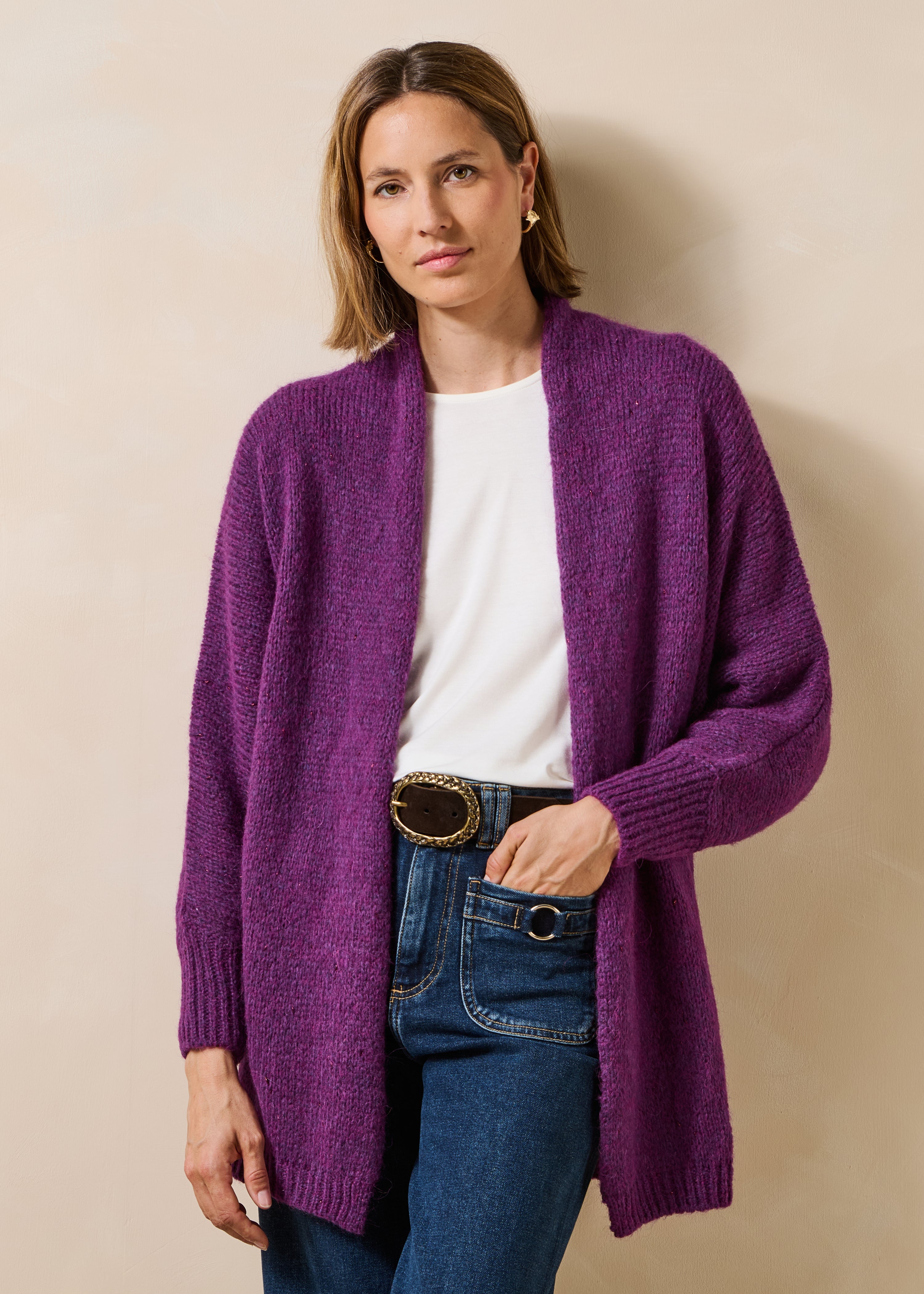 Oversize midilanger Strickcardigan in schimmerndem Pflaumenton