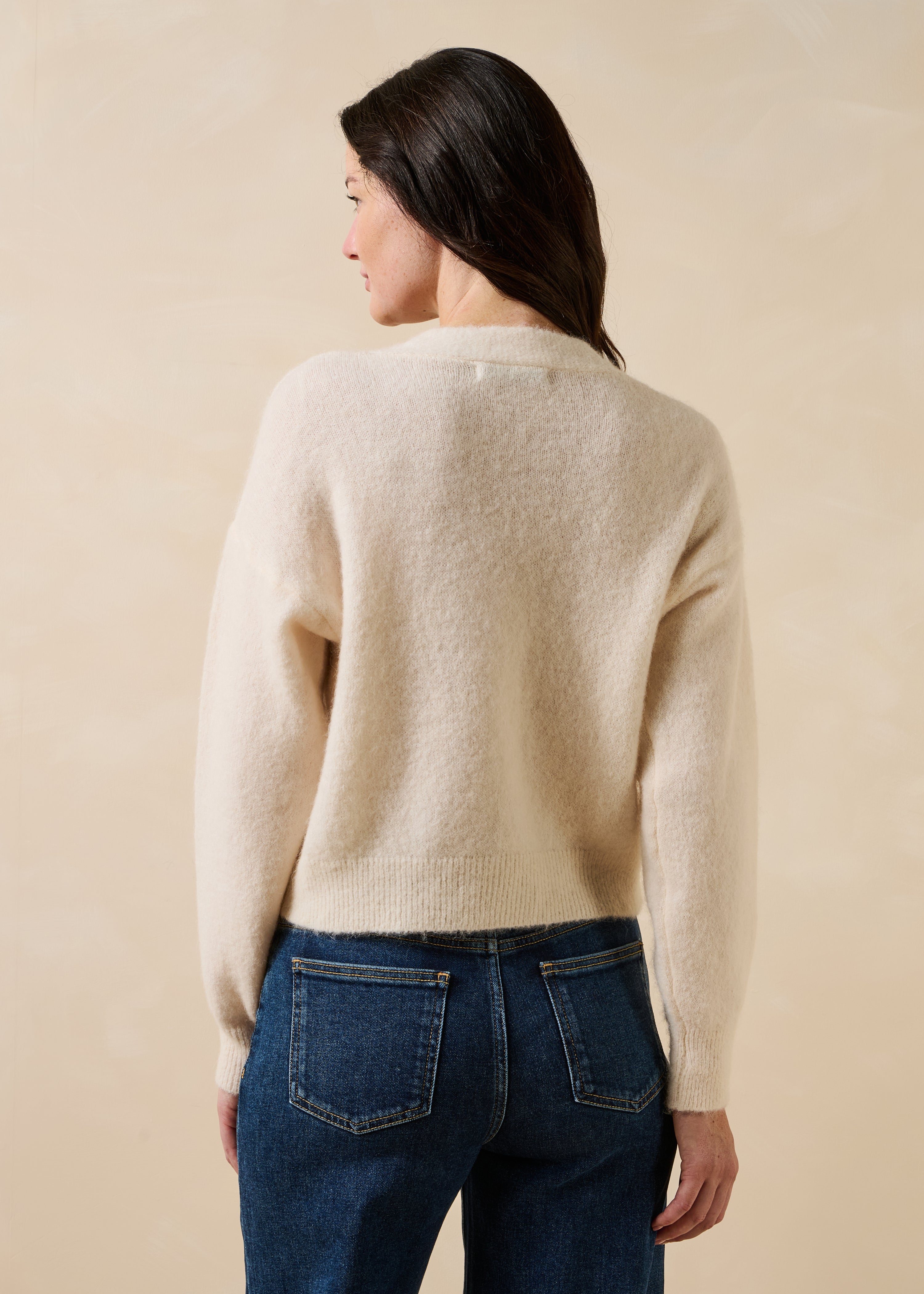 Short Ecru Alpaca Cardigan with V-Neck