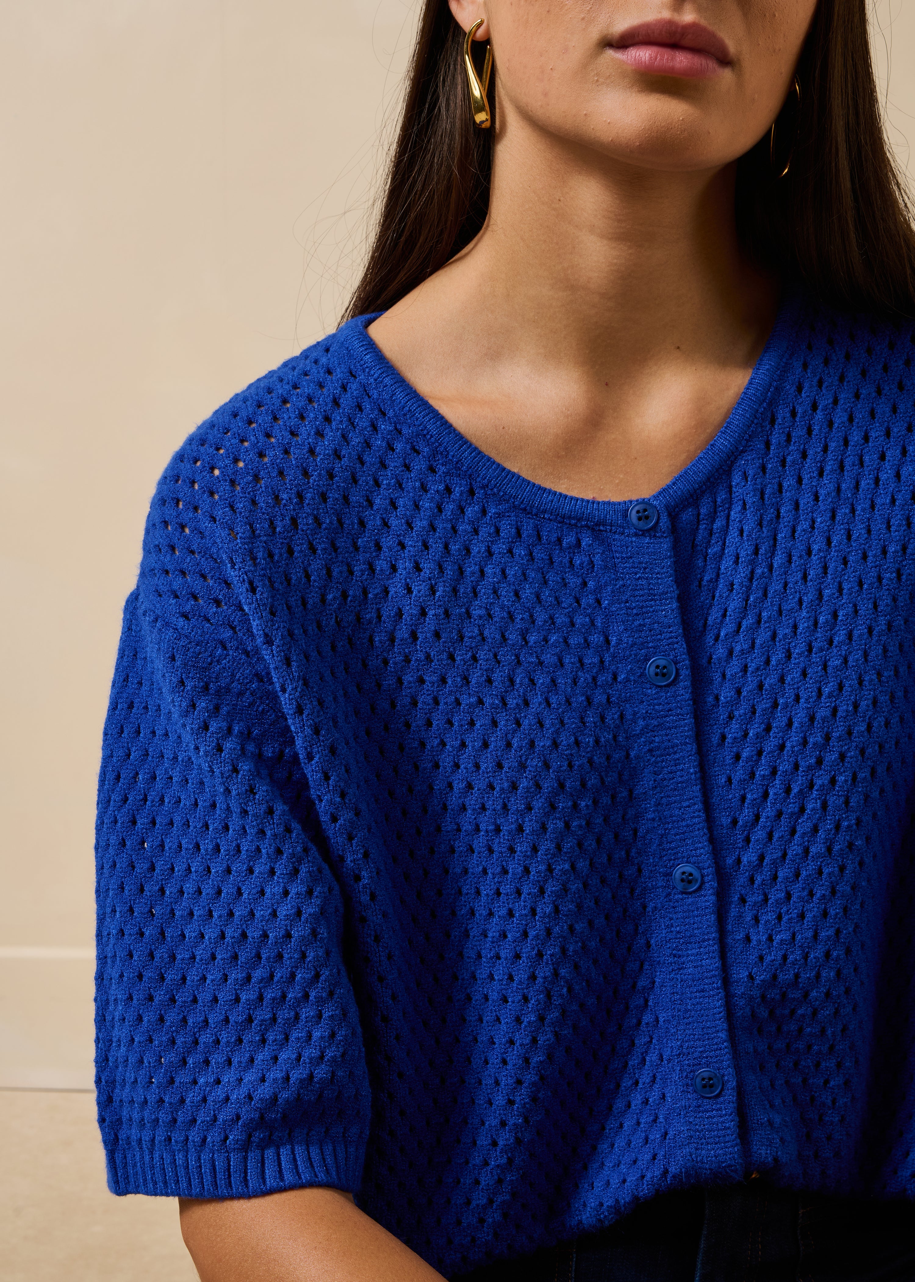 Royal blue short-sleeve round-neck cardigan