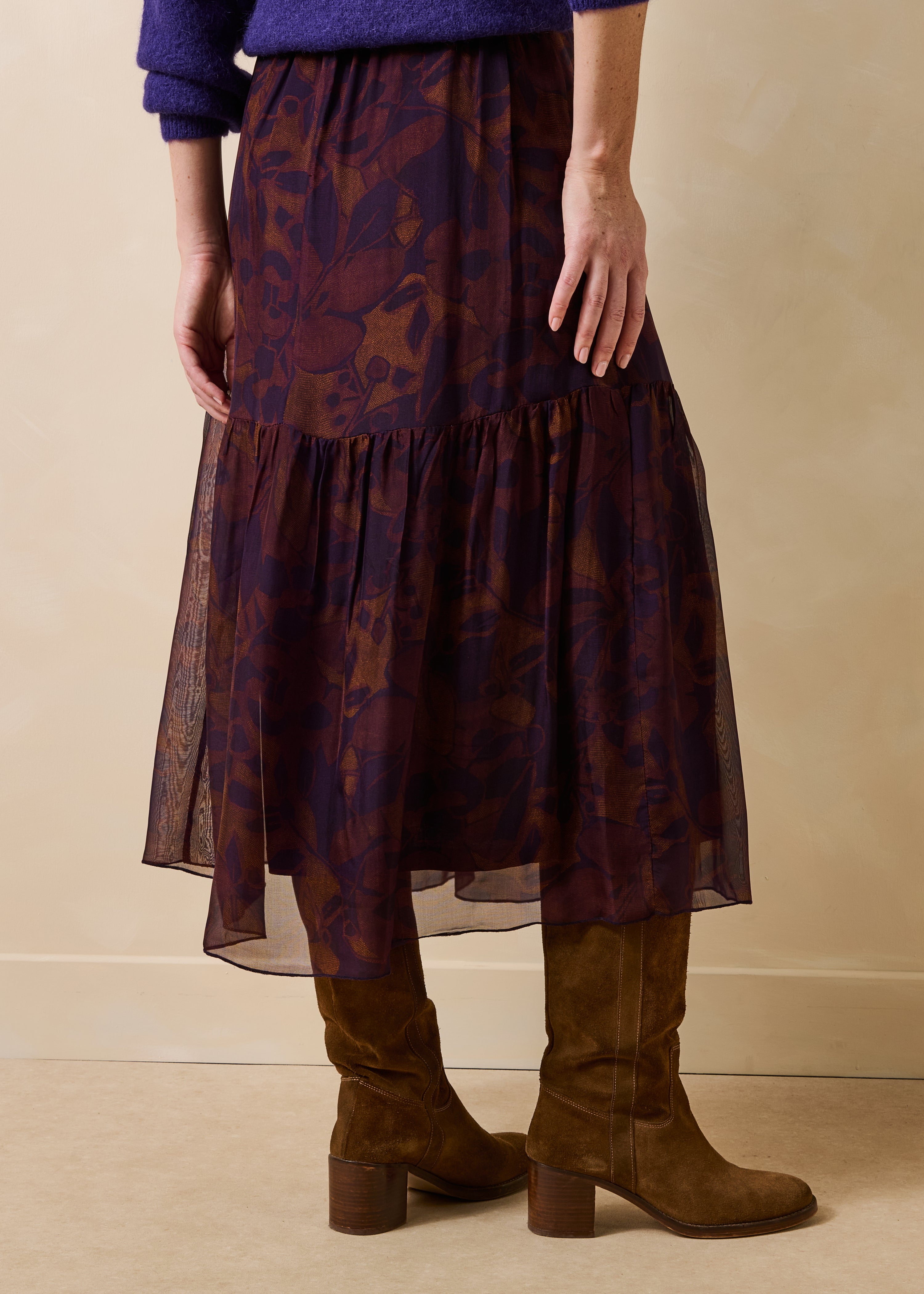 Jupe longue violette élastiquée à imprimé floral