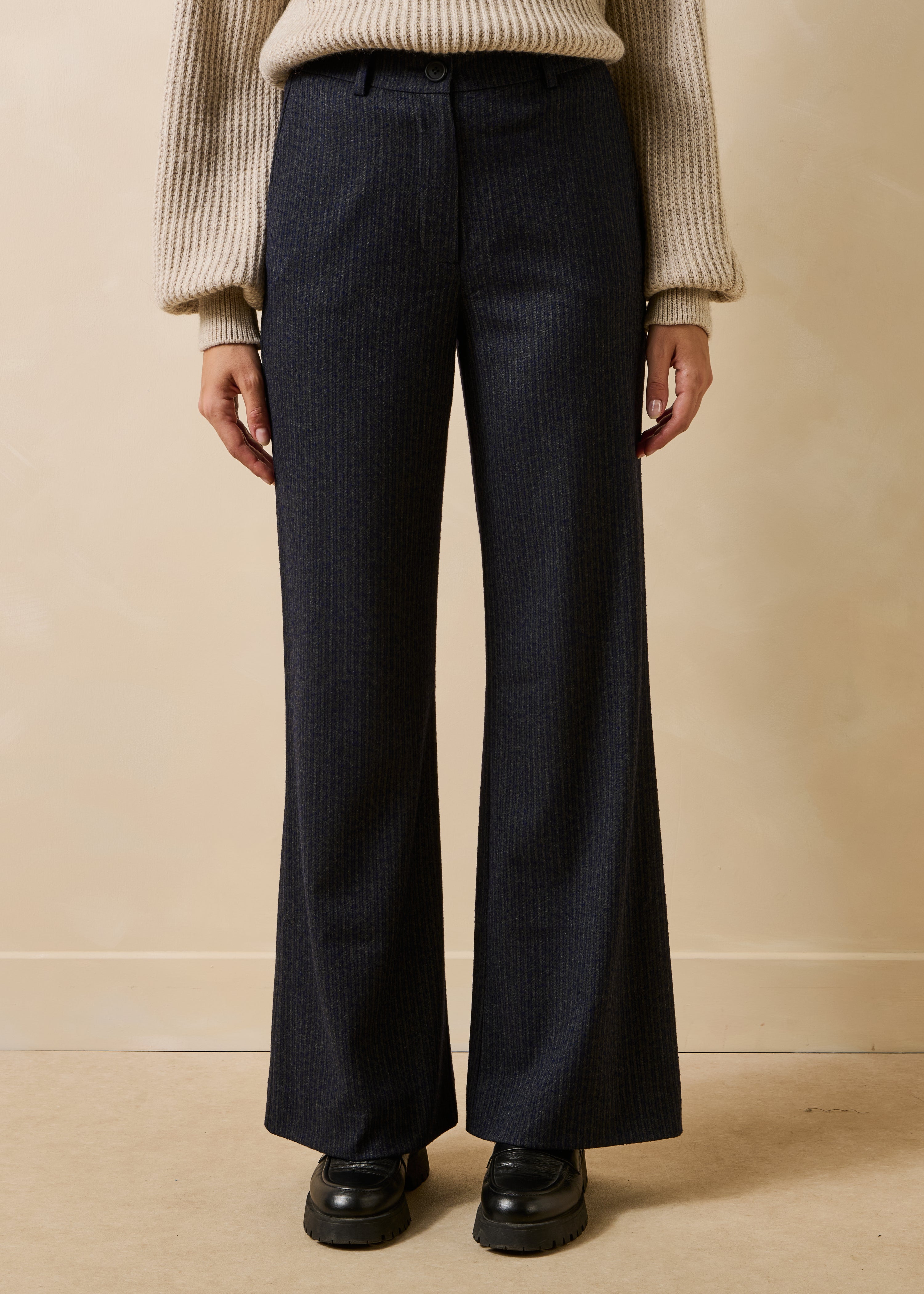 Anthracite gray striped straight pants