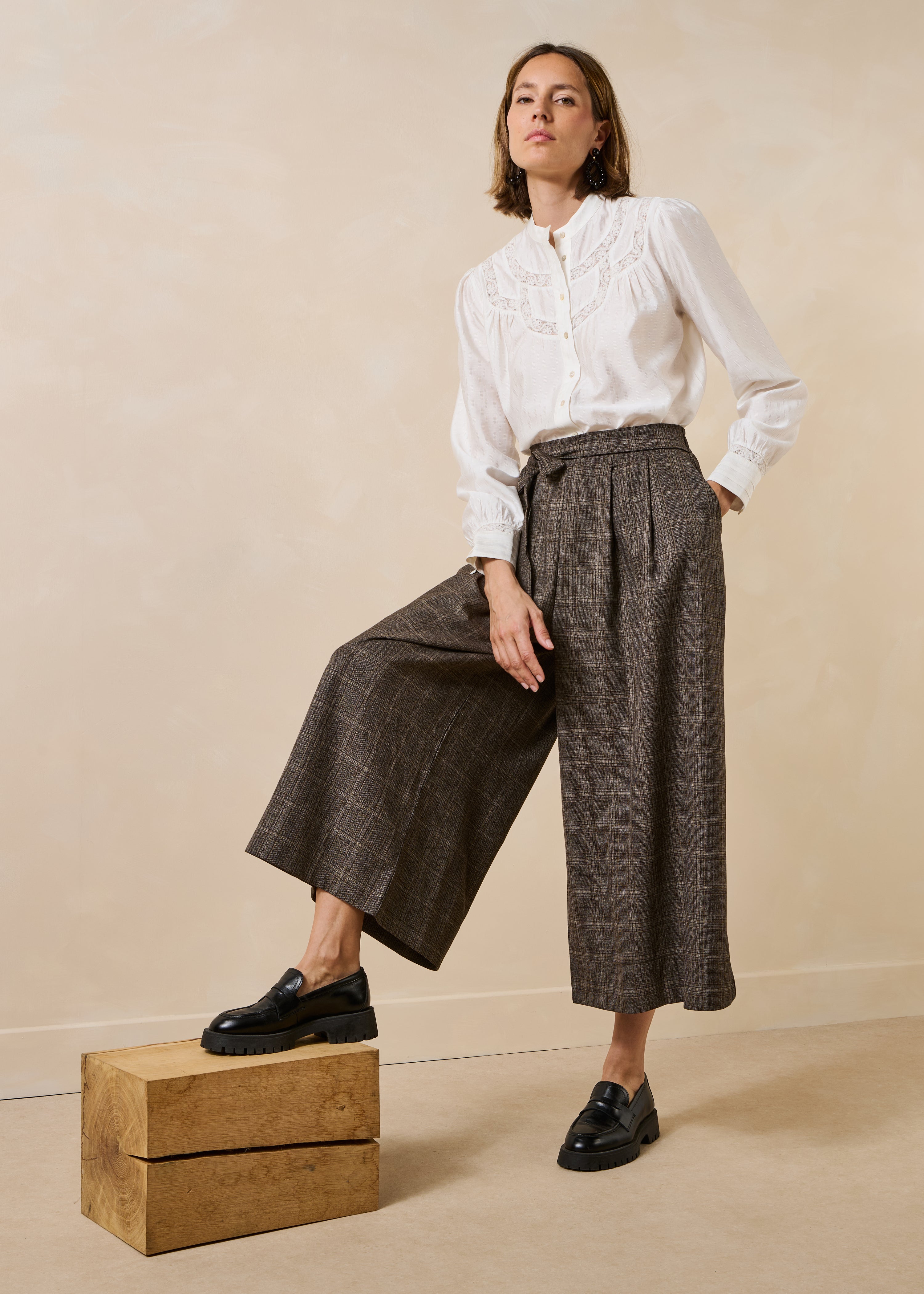 Pantalon jupe culotte 7/8ème marron à carreaux