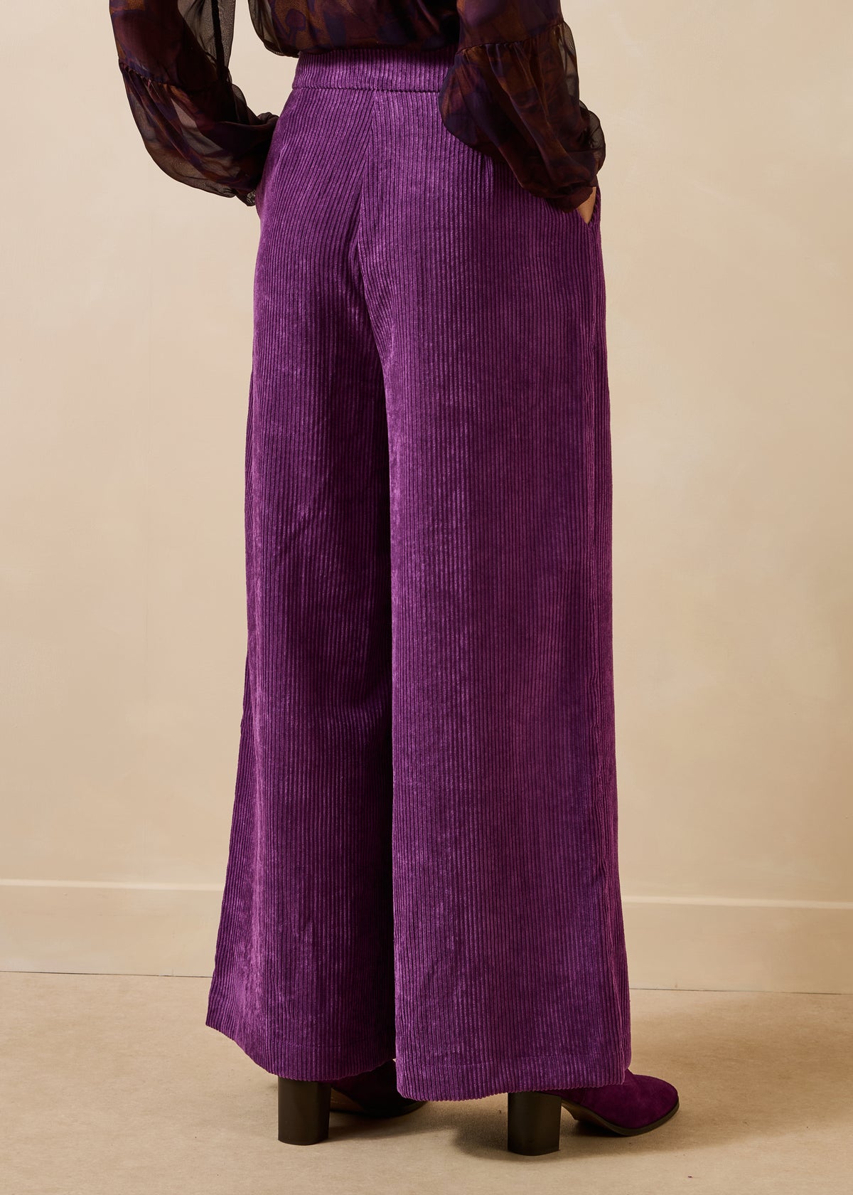 Violette Hose - Geneve
