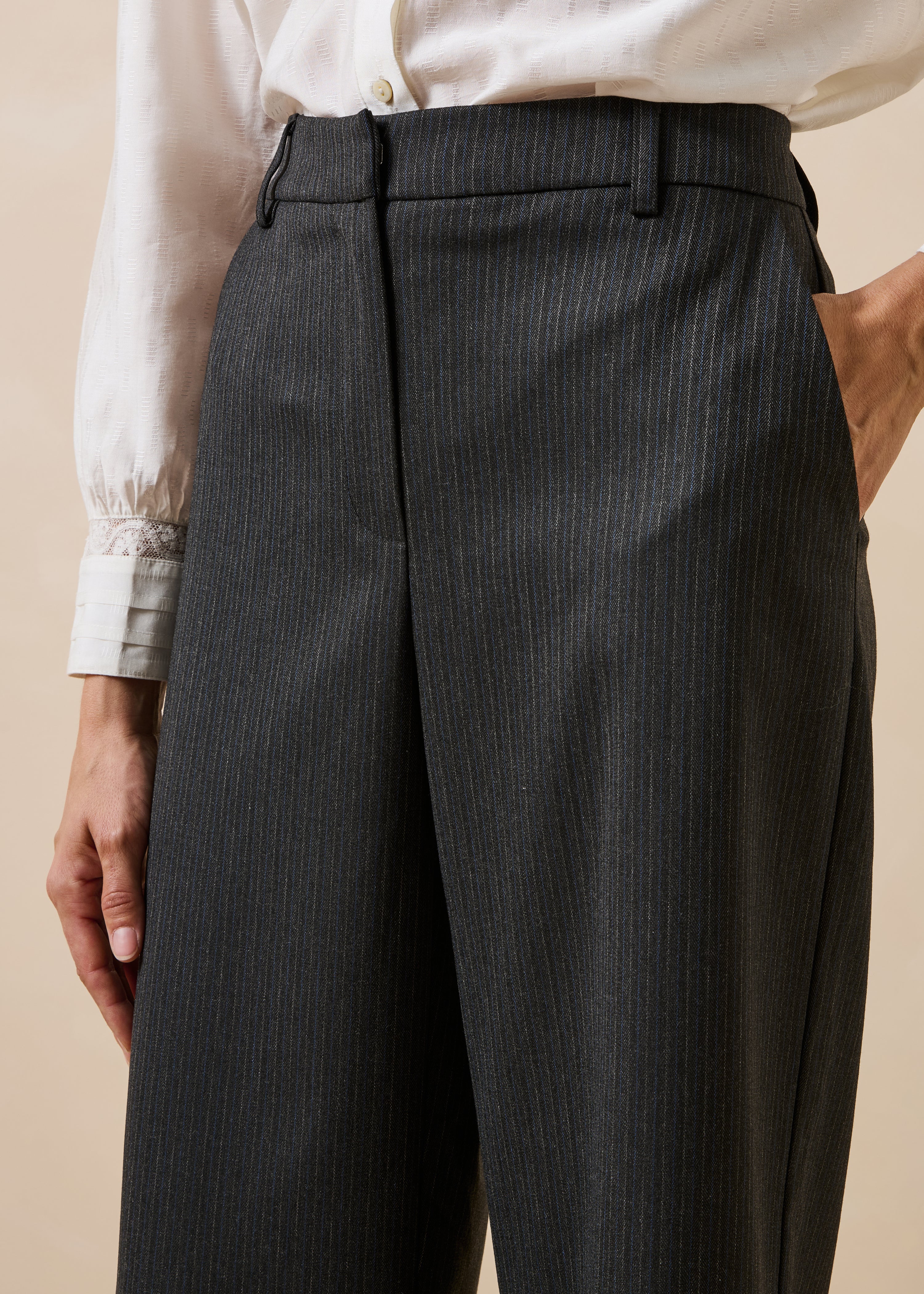 Pantalon droit gris anthracite rayé