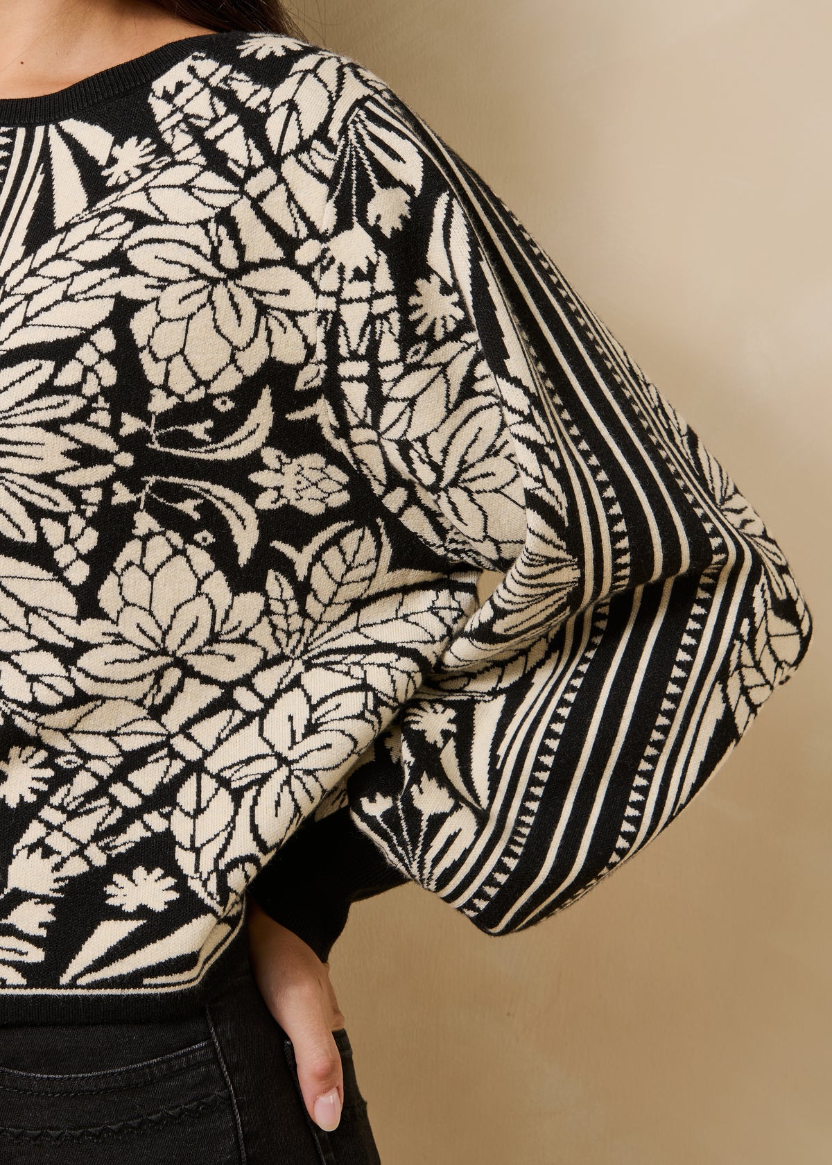 Pull noir et blanc - Gambie