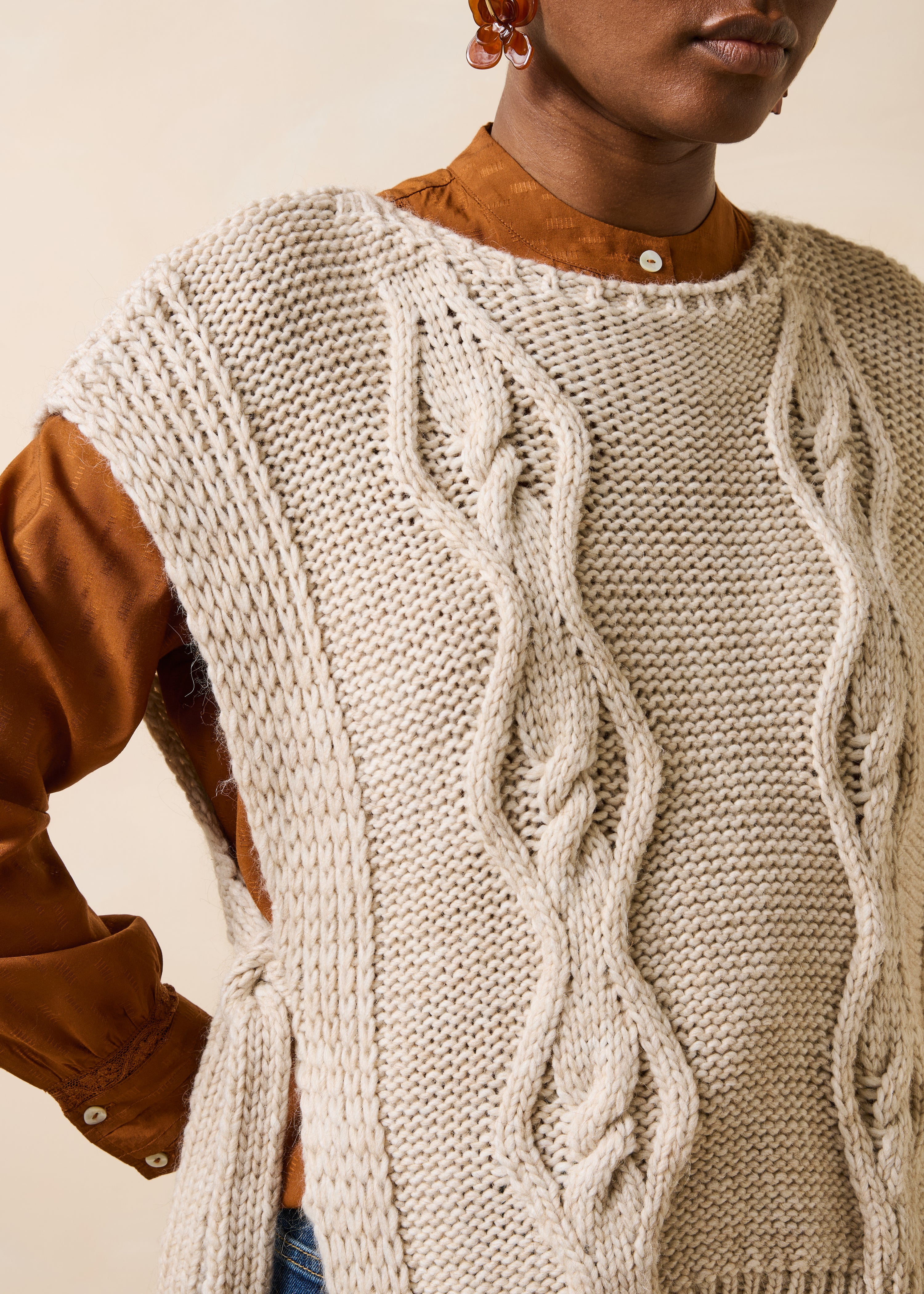 Pull beige manches courtes col bateau