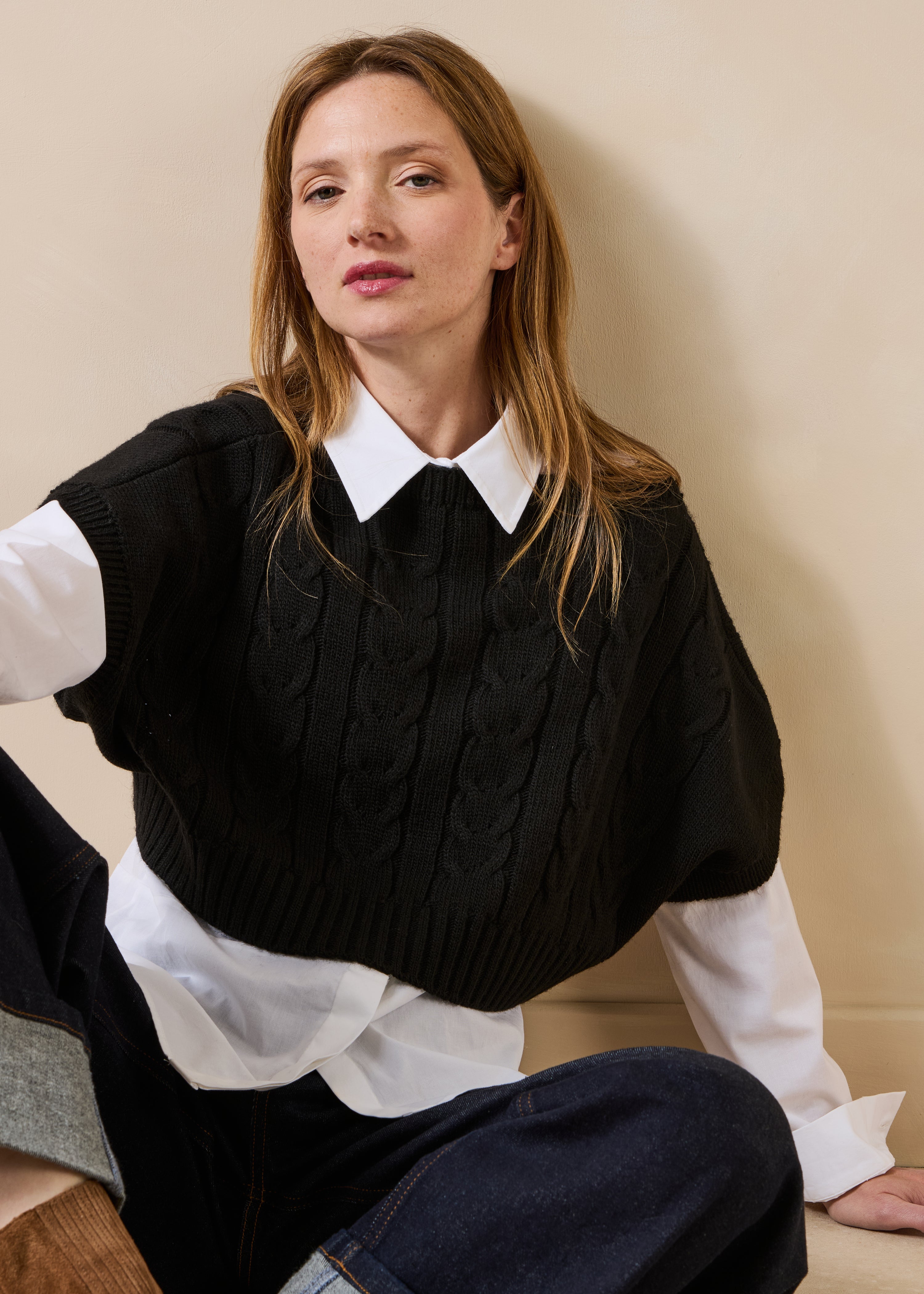 Pull court noir