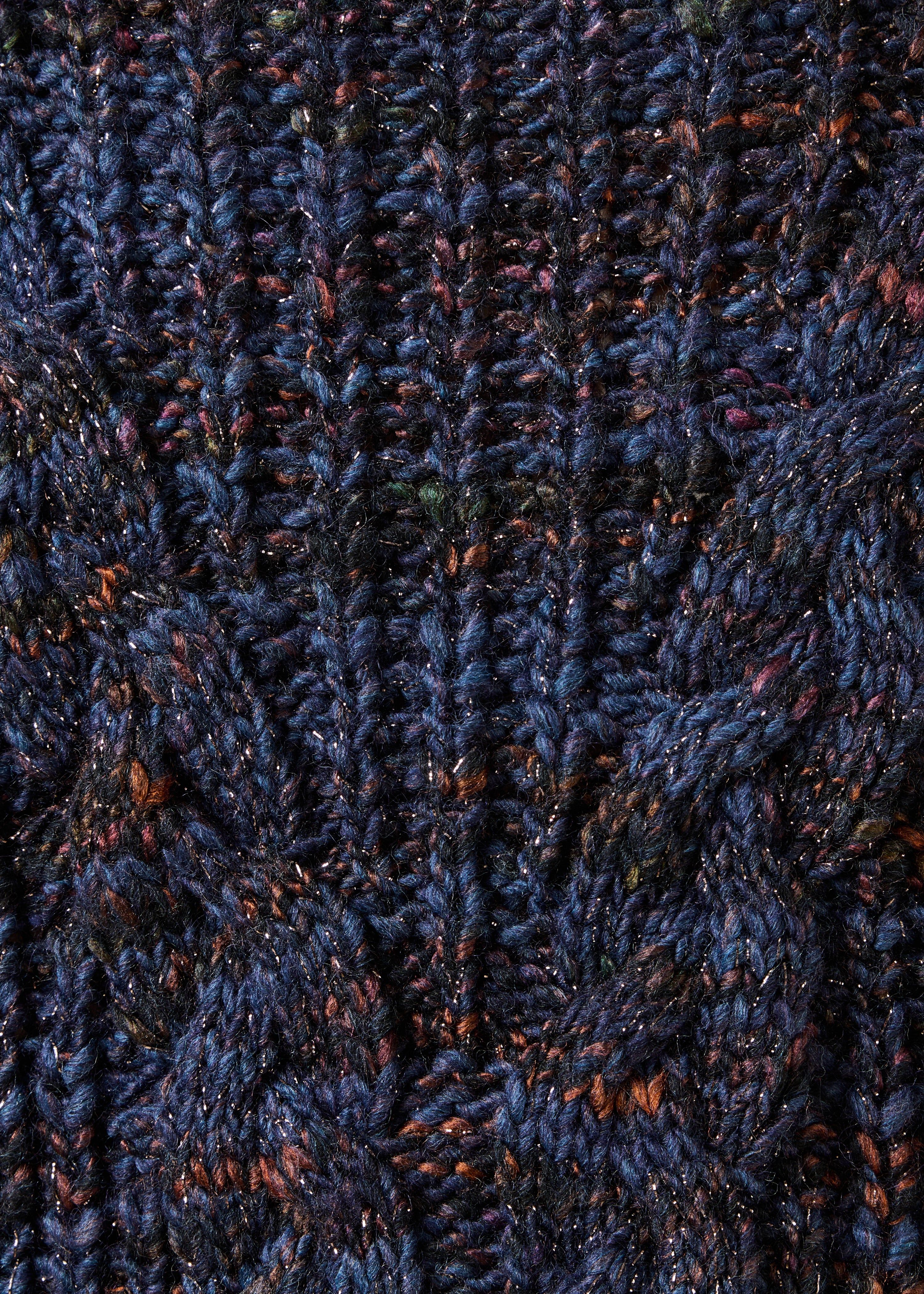 Pull bleu foncé manches longues col montant à torsades
