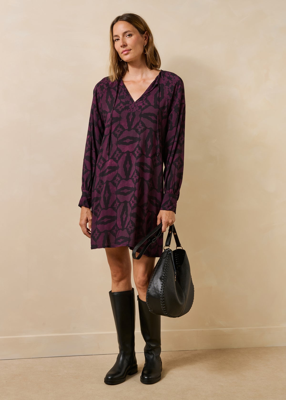 Robe noir et bordeaux - Gopal