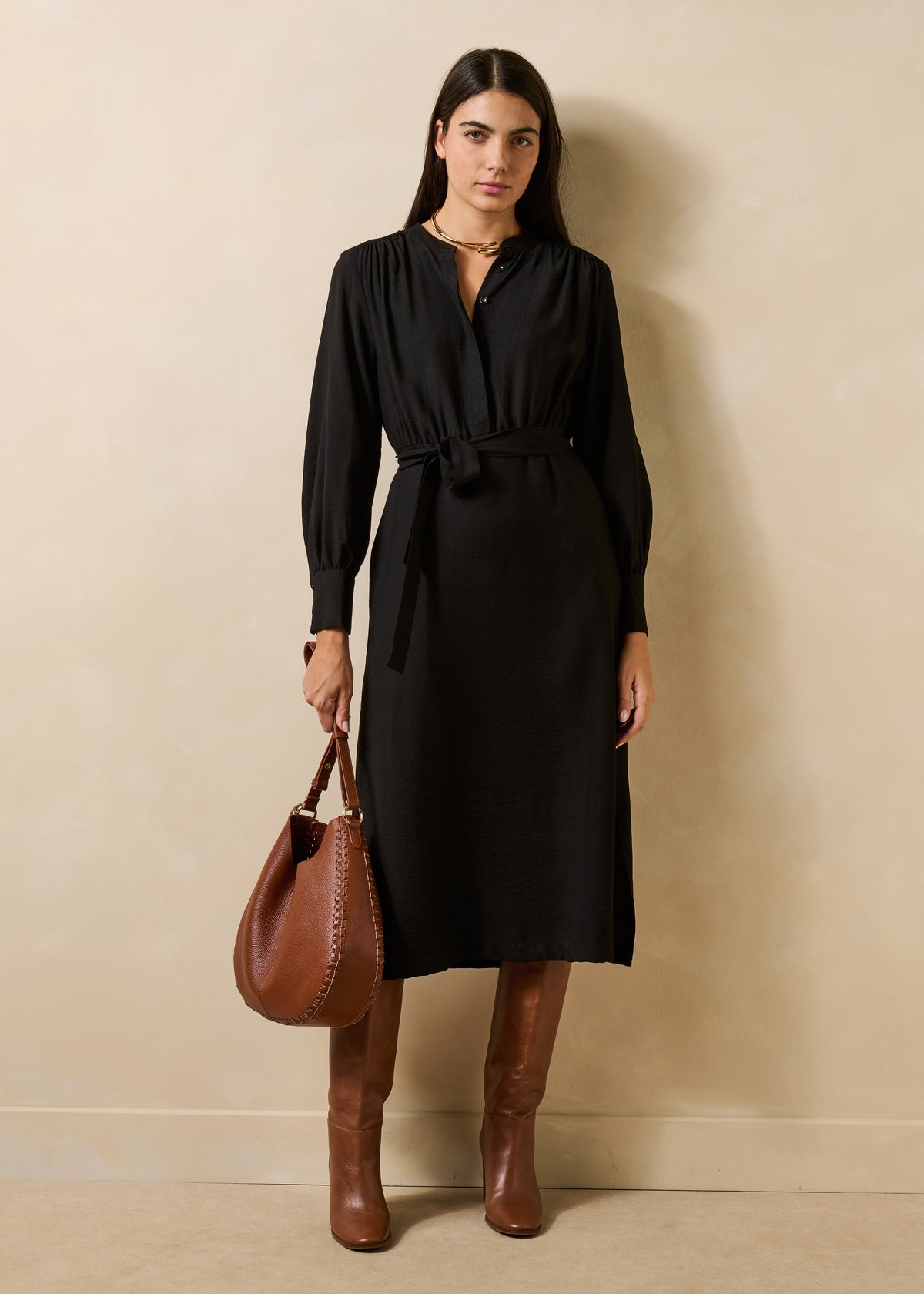 Robe noire - Gula